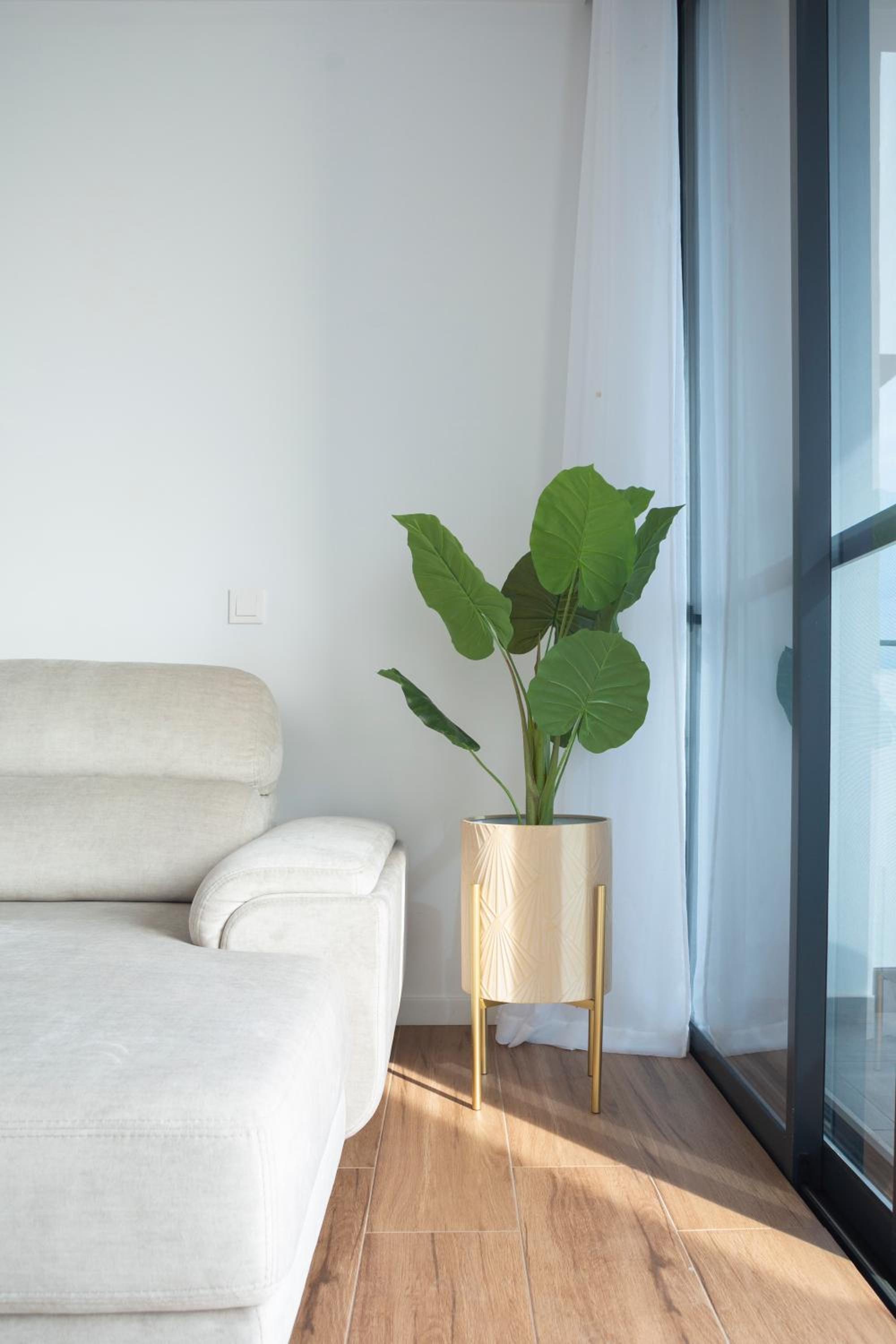3 bdr aprt, rooftop pool & seaview - LCGR
