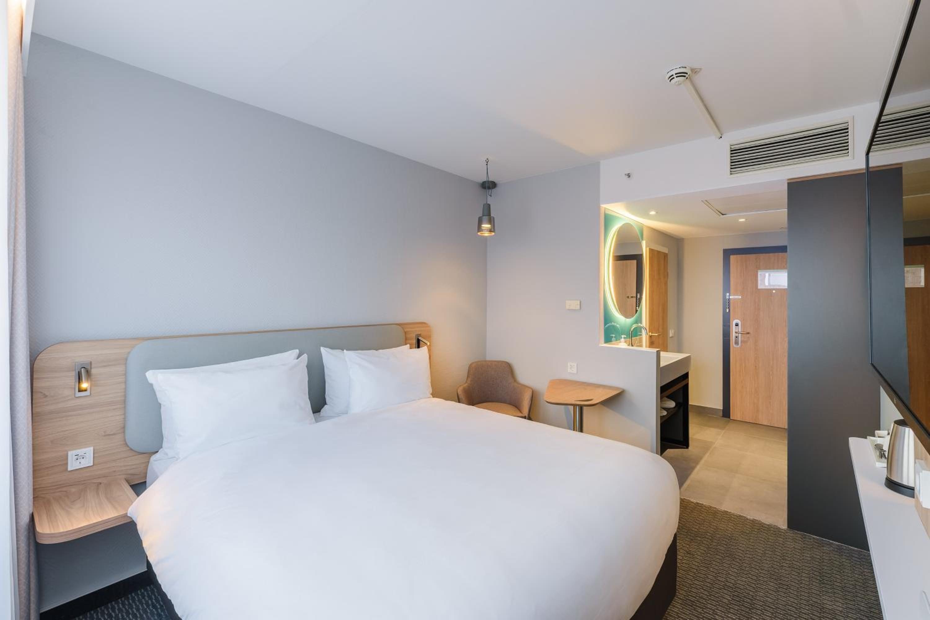 Holiday Inn Express Dresden Zentrum by IHG — photo 4