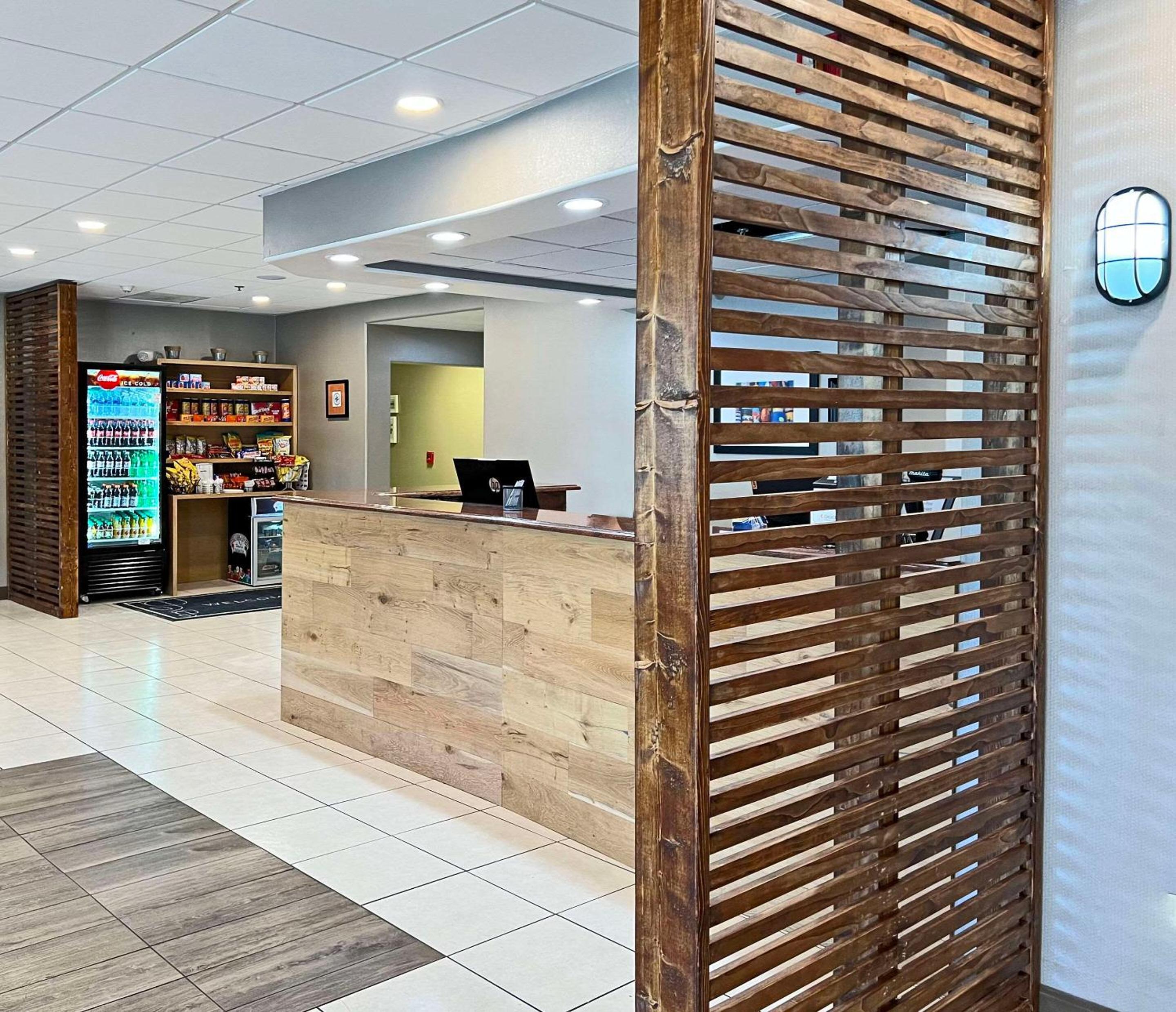 Rehoboth Beach Vacations - Country Inn  Suites by Radisson Rehoboth Beach - Dewey - Property Image 1