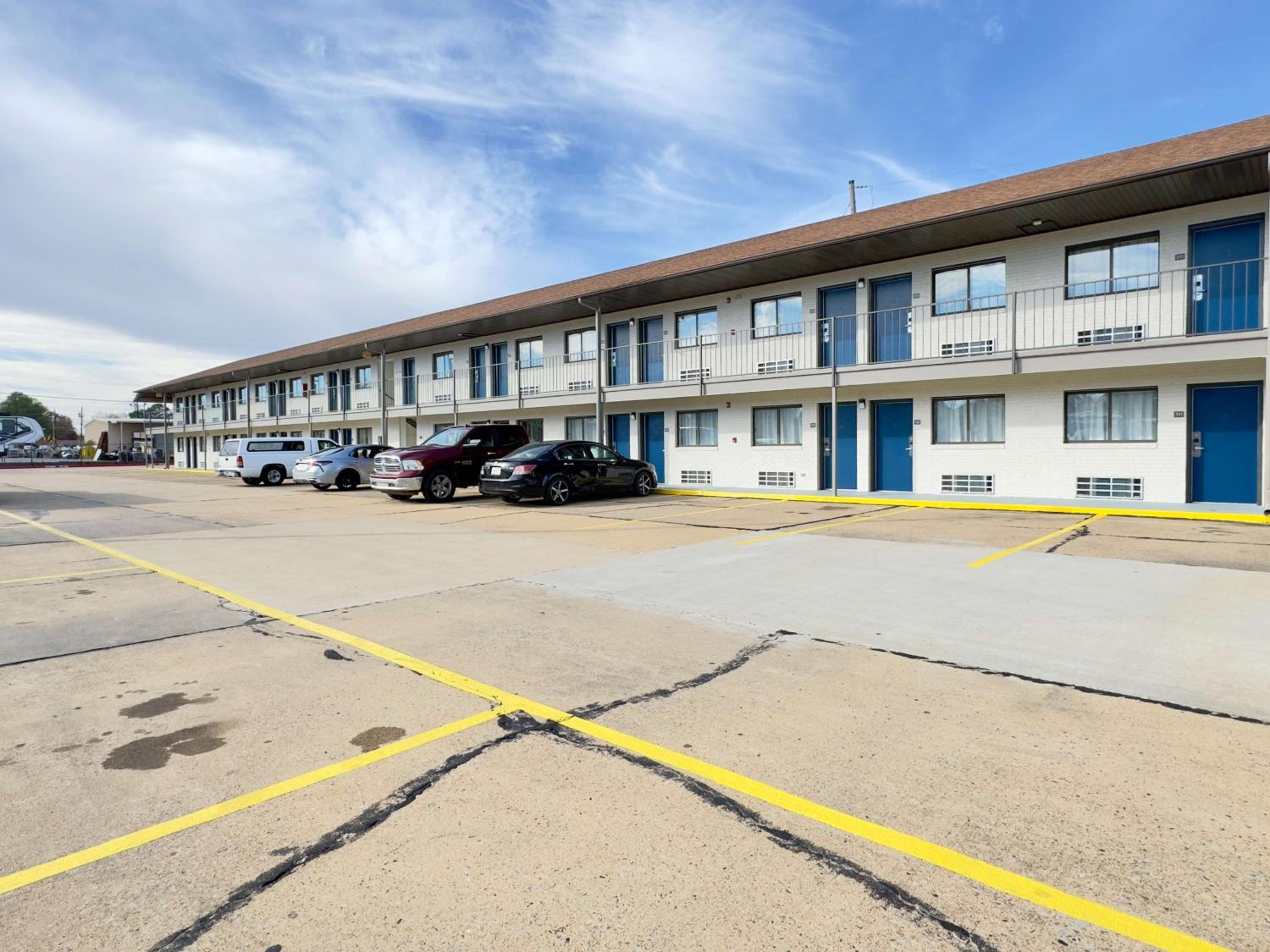 Motel 6-Dyersburg, TN