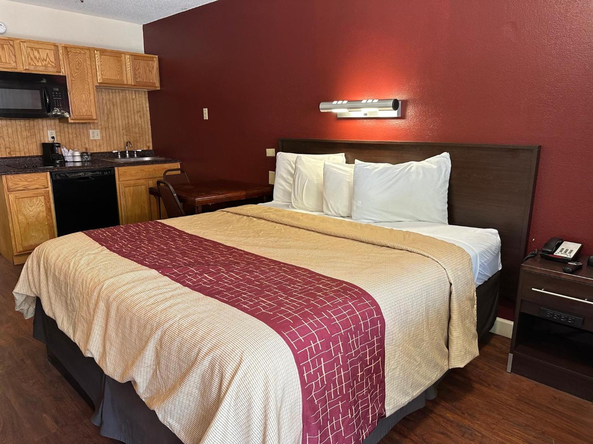 Red Roof Inn Parkersburg