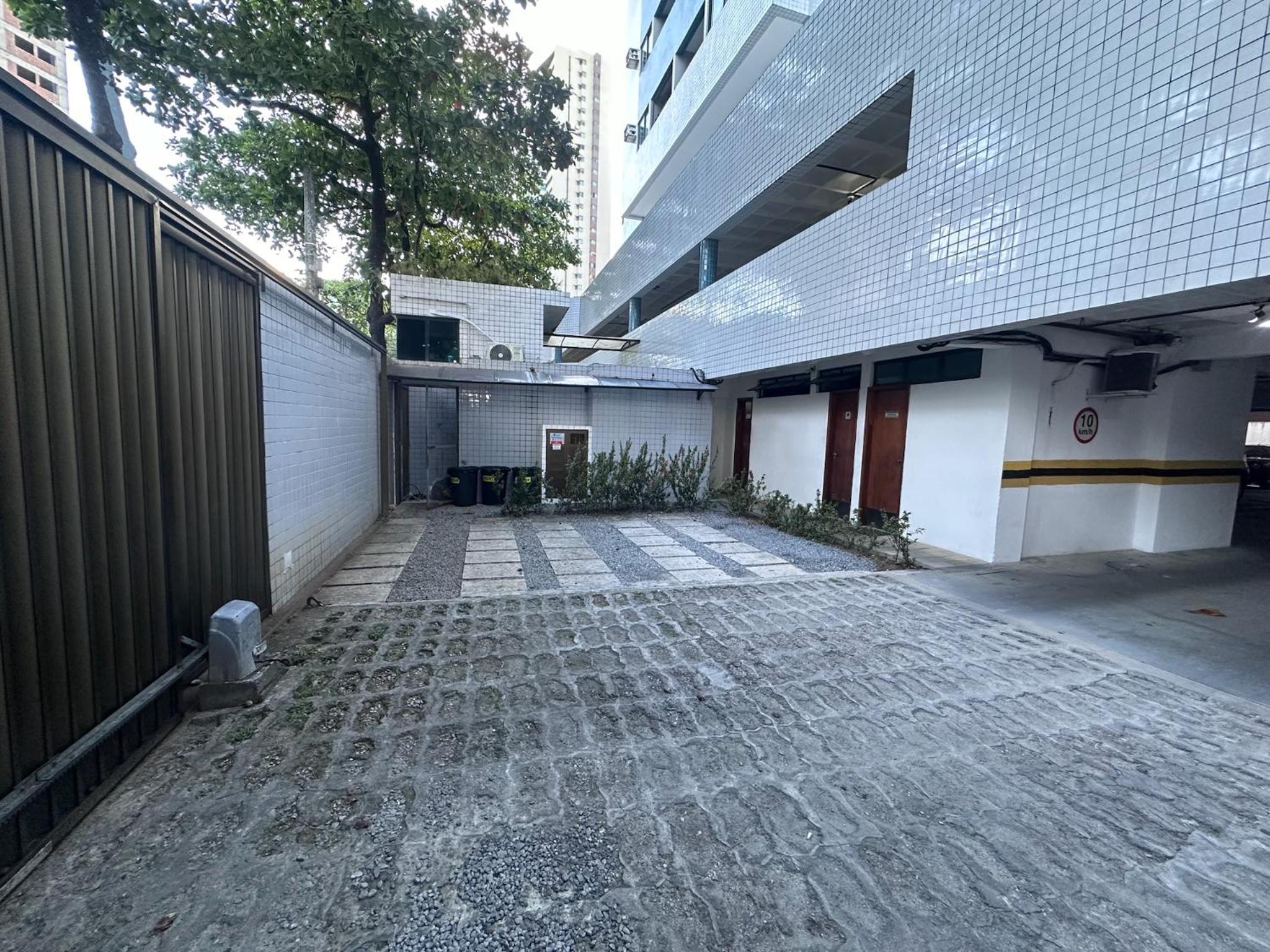 Flat - Boa Viagem para até 5 pessoas, andar ALTO vista Mar, Piscina, Wifi 500Mbps,