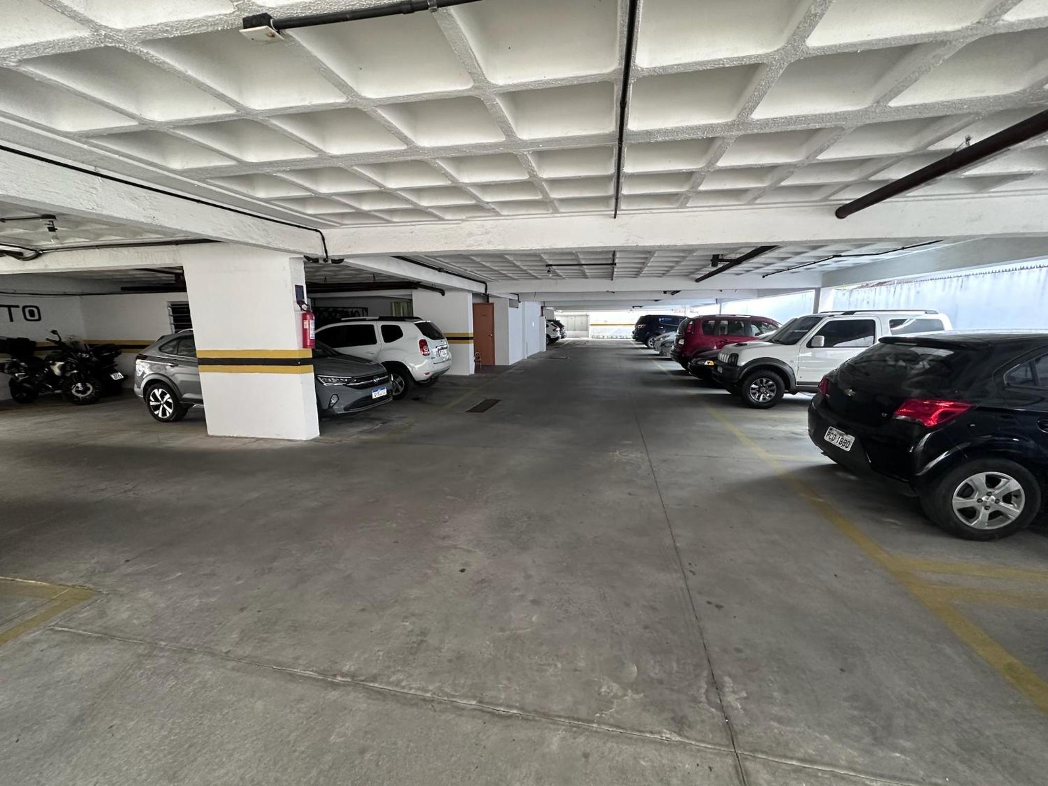 Flat - Boa Viagem para até 5 pessoas, andar ALTO vista Mar, Piscina, Wifi 500Mbps,