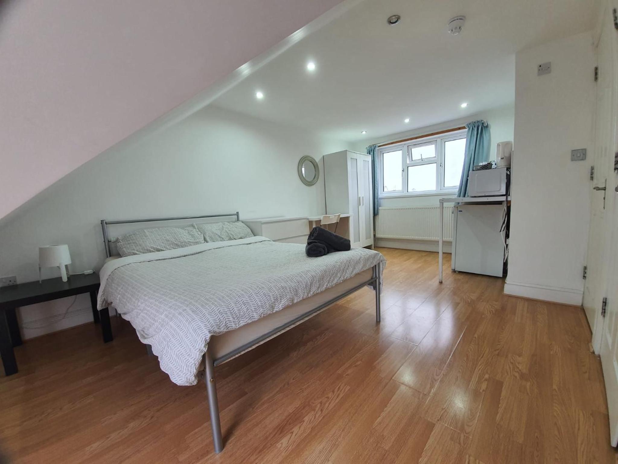 Eastwood Rooms