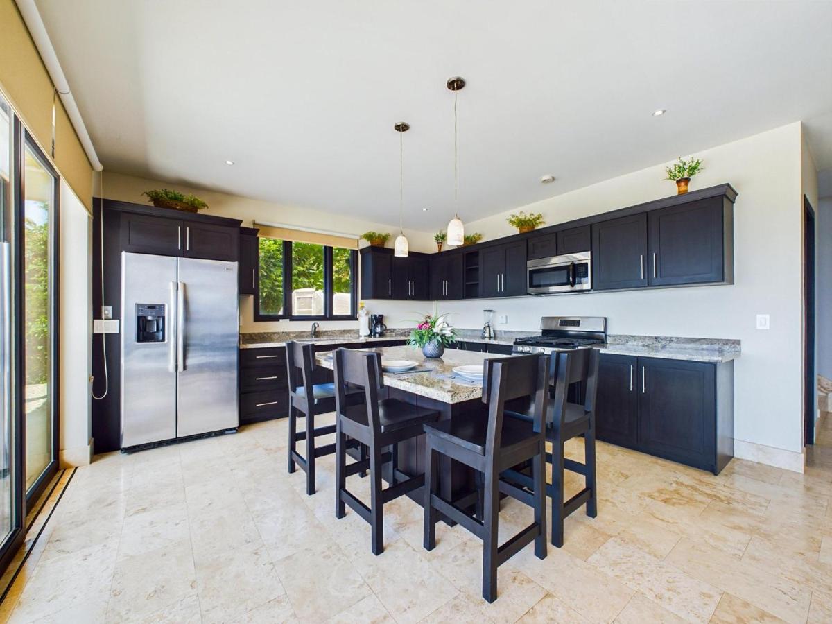 Dos Rios 70- 6 BR home on 1-2 acre