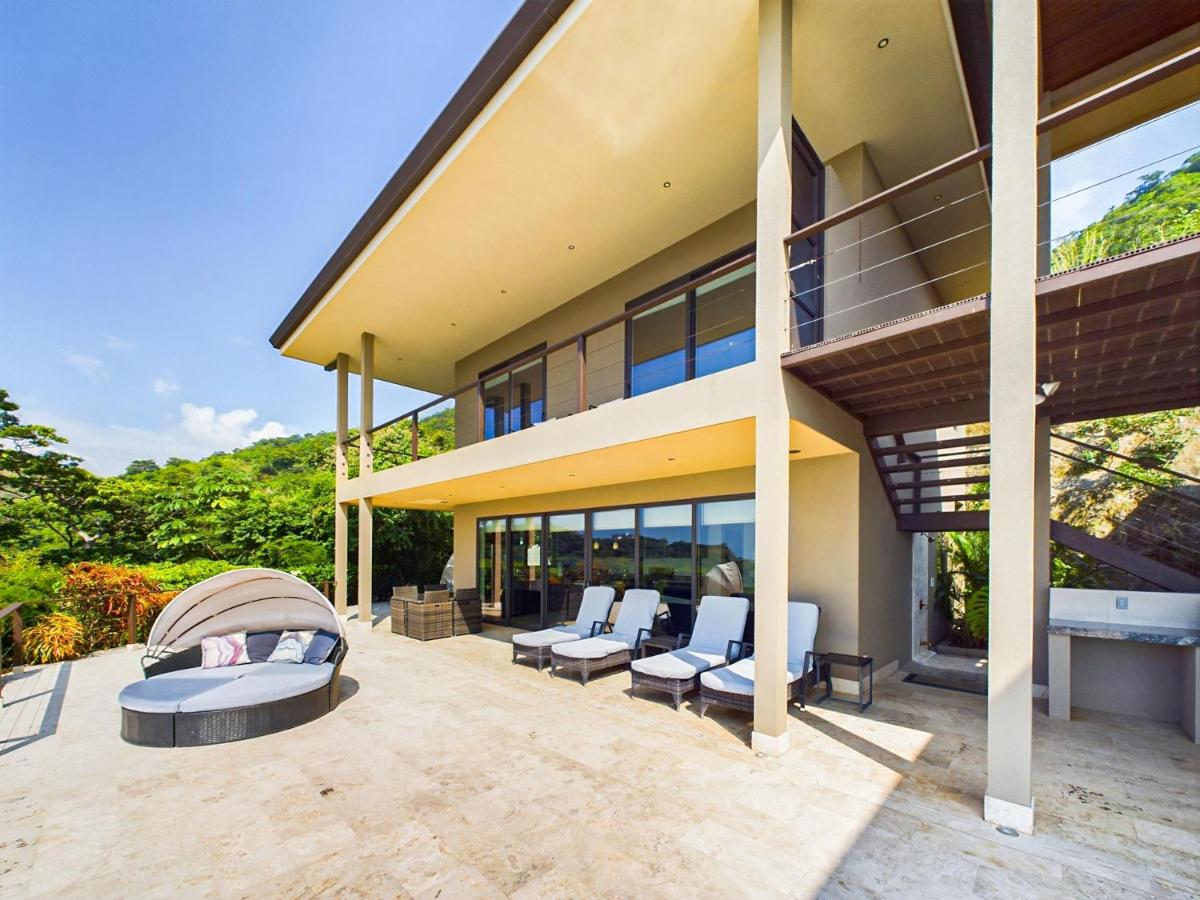 Dos Rios 70- 6 BR home on 1-2 acre