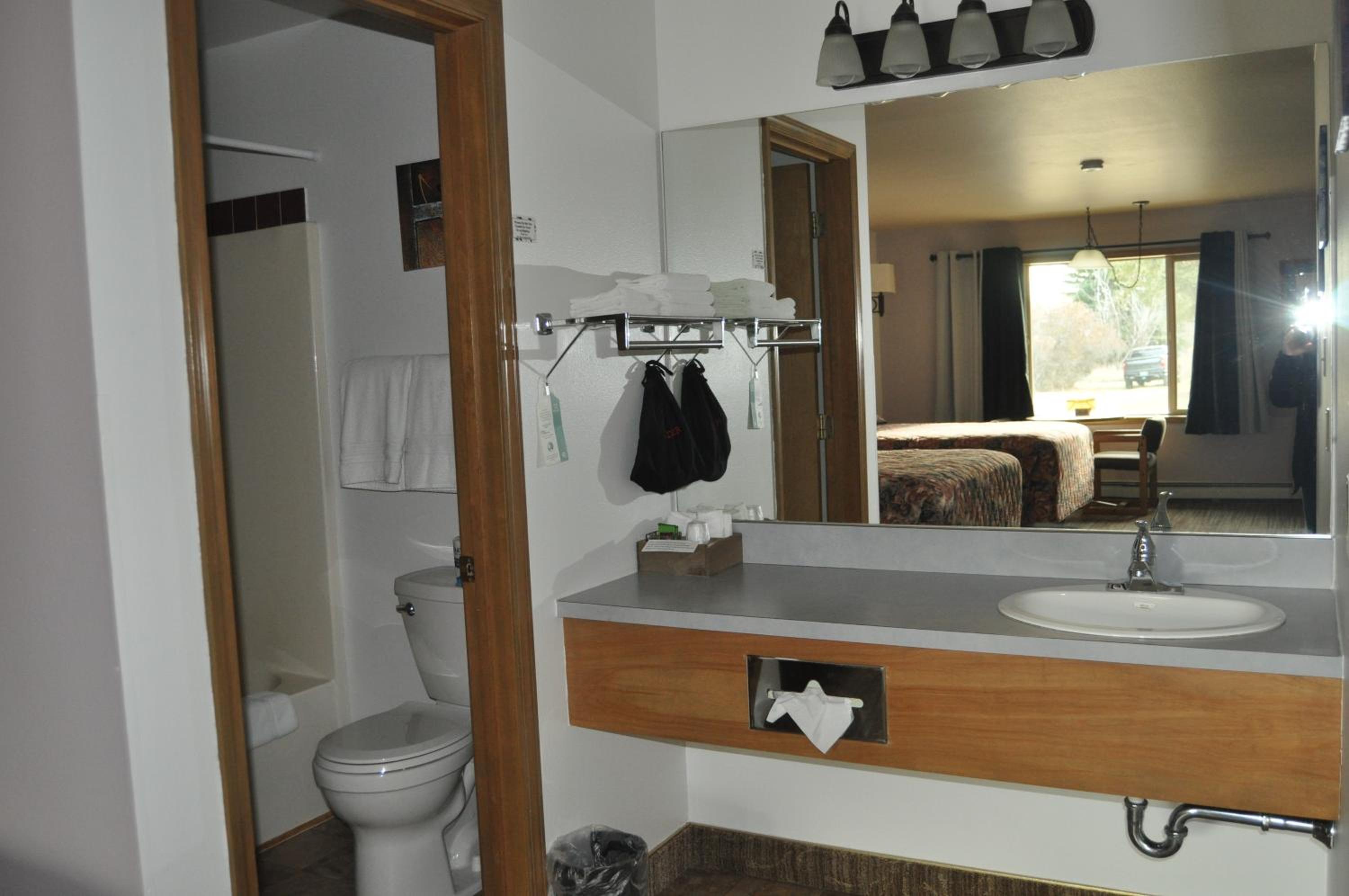 Photo 12