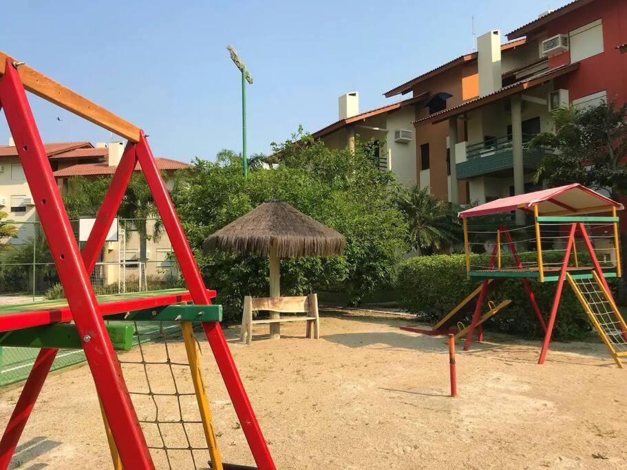 Apartamento amplo frente mar