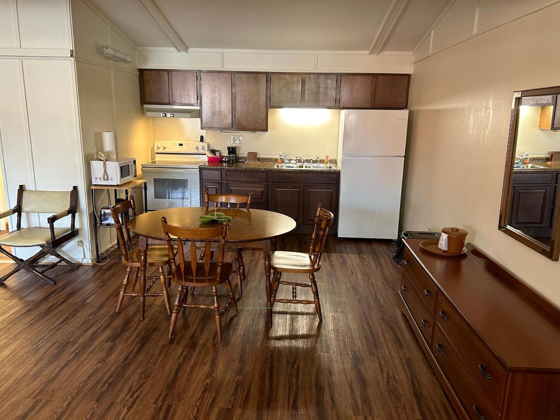 Valley Inn and Suites view 3