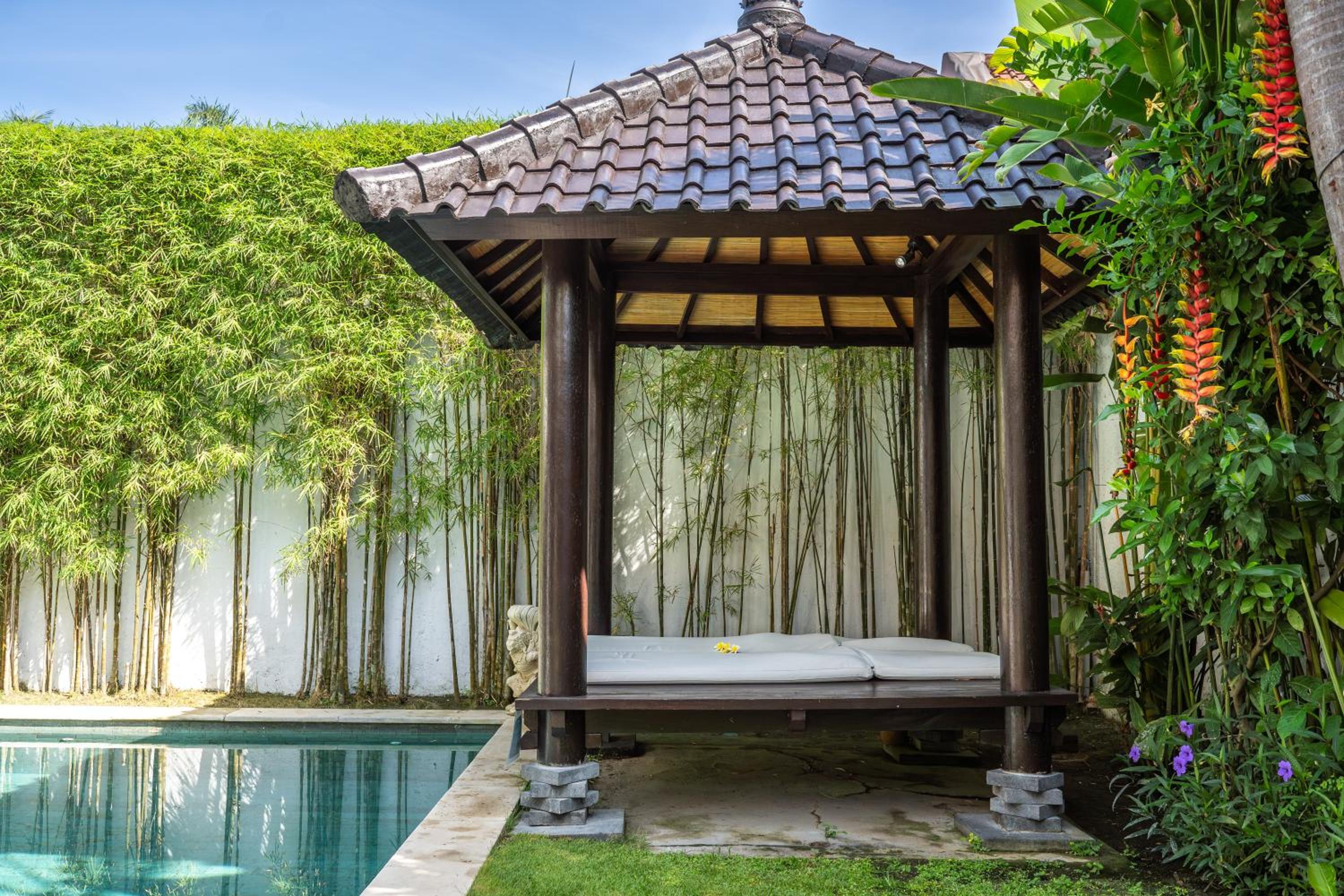 Villa Bewa by Villa Finder