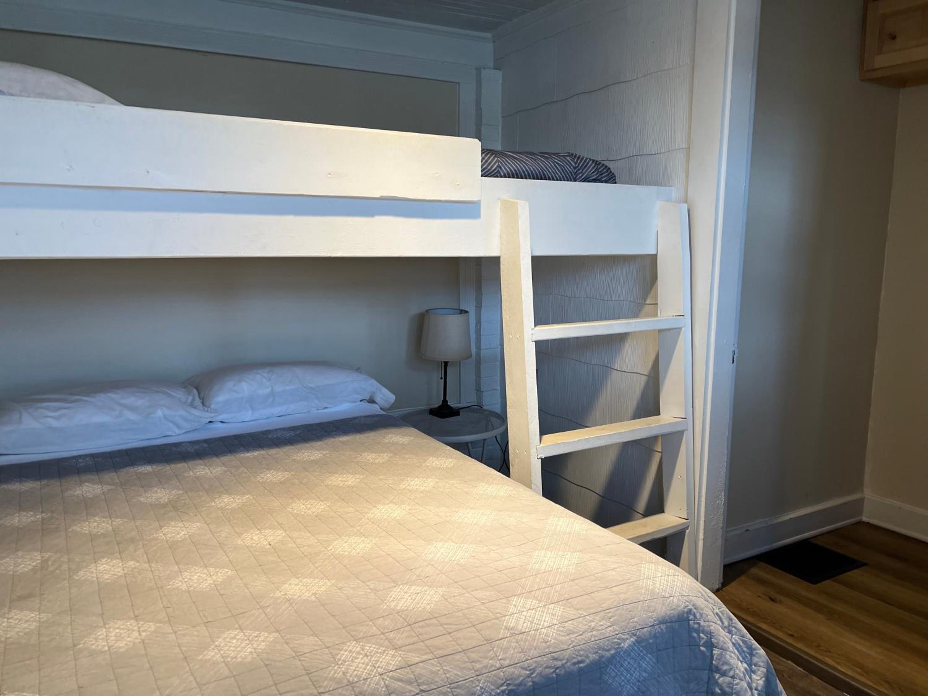 Kozy Haven Log Cabin Rentals