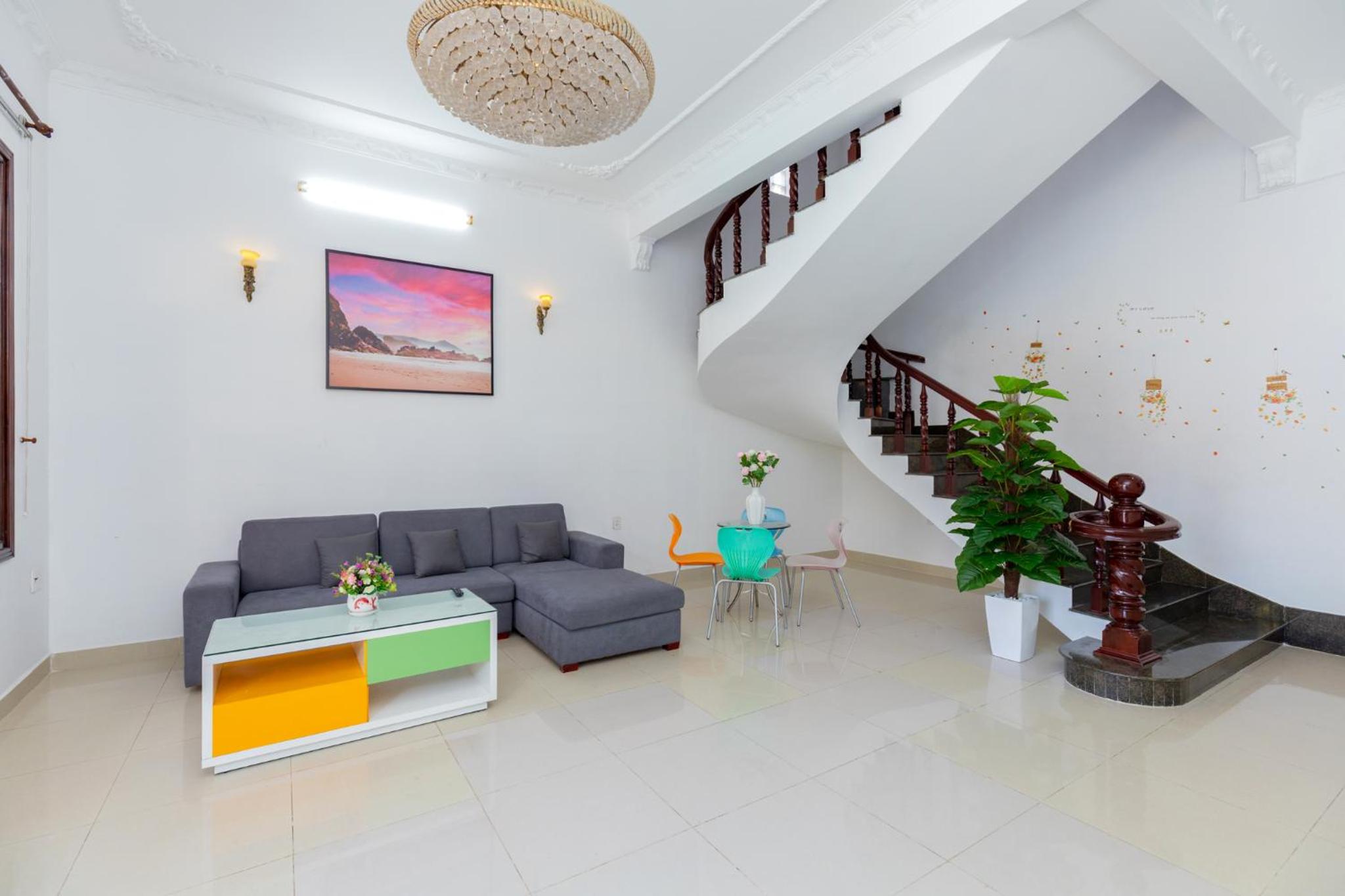 Villa 11B - Bãi Sau Thùy Vân Gần Biển - Free Loa Kéo Karaoke - Bàn Bida Lỗ