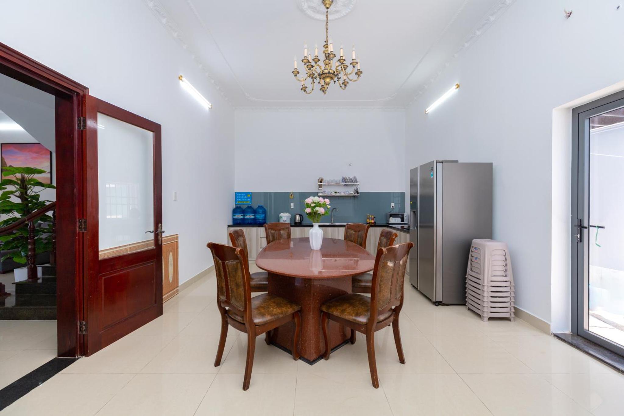 Villa 11B - Bãi Sau Thùy Vân Gần Biển - Free Loa Kéo Karaoke - Bàn Bida Lỗ