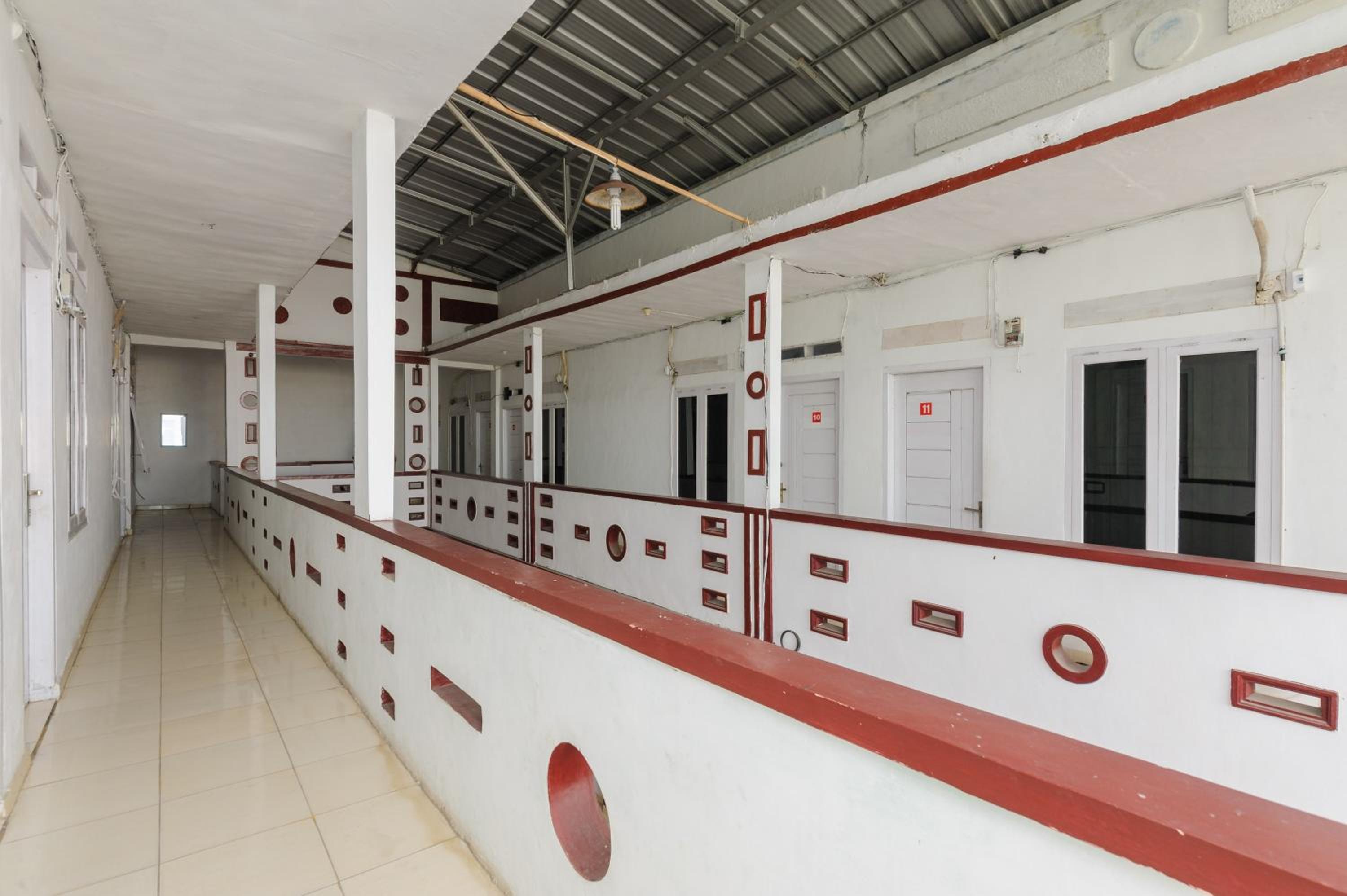 RedDoorz near UBL Lampung