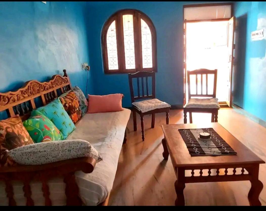 Villa Aditya- Only 2kms from White Town & Beach view 2
