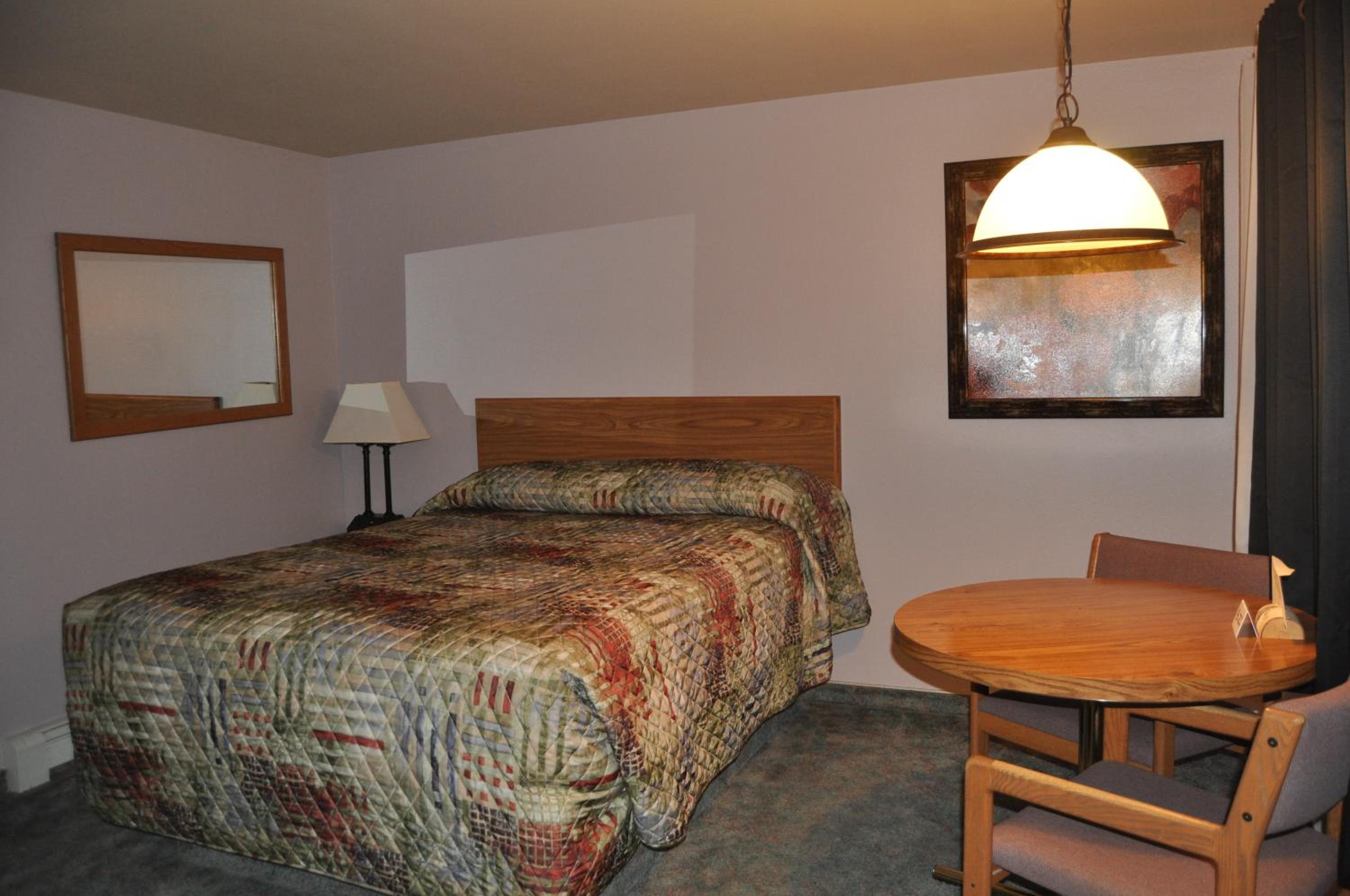 Moriah Motel view 2