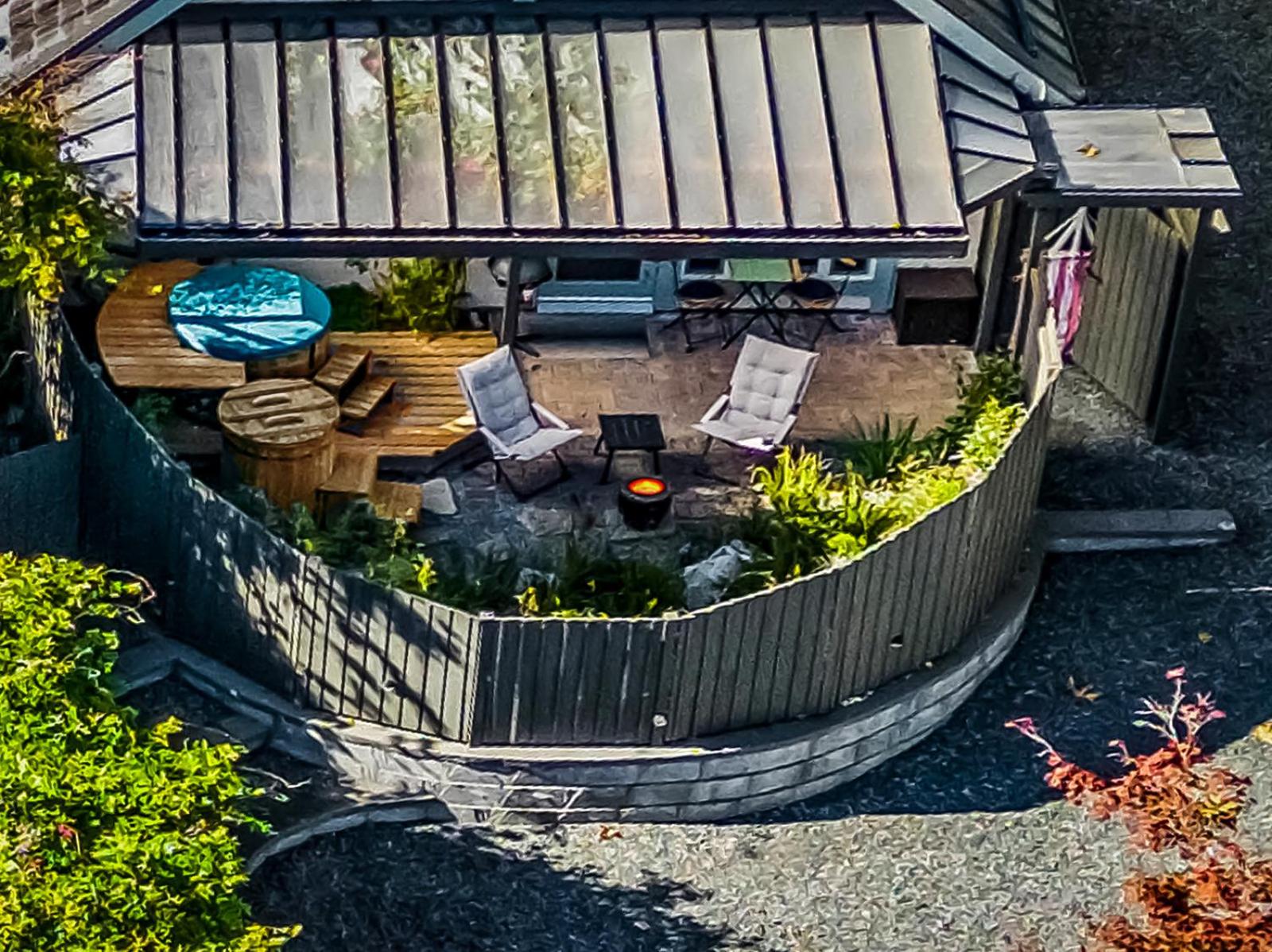 Photo 32
