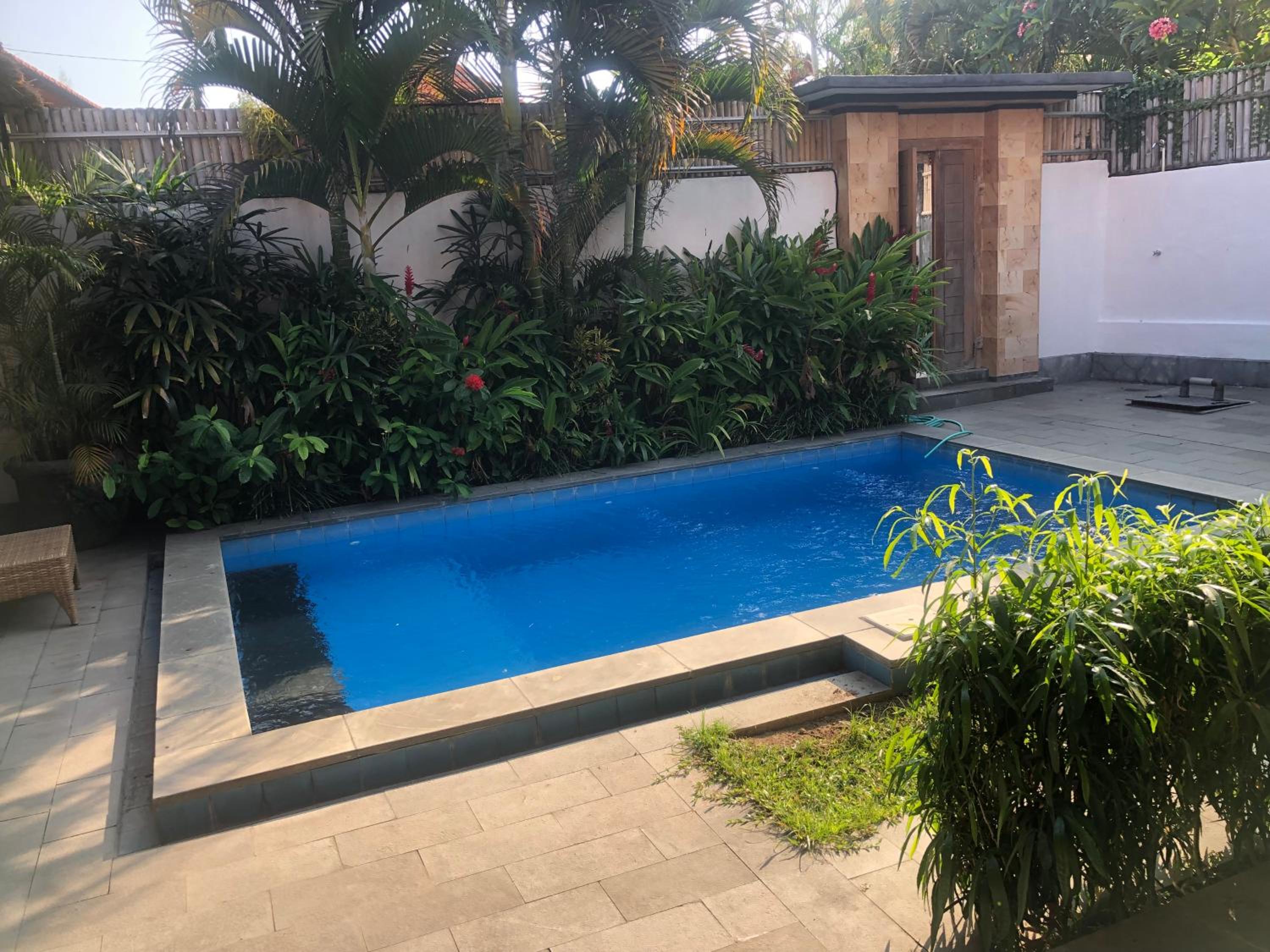 Kubu Villa