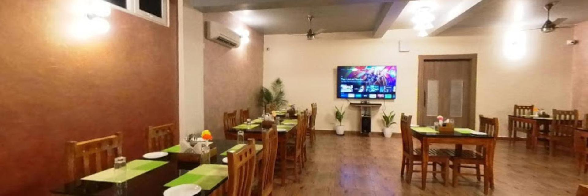 Hotel Apoorva Royale Salepali