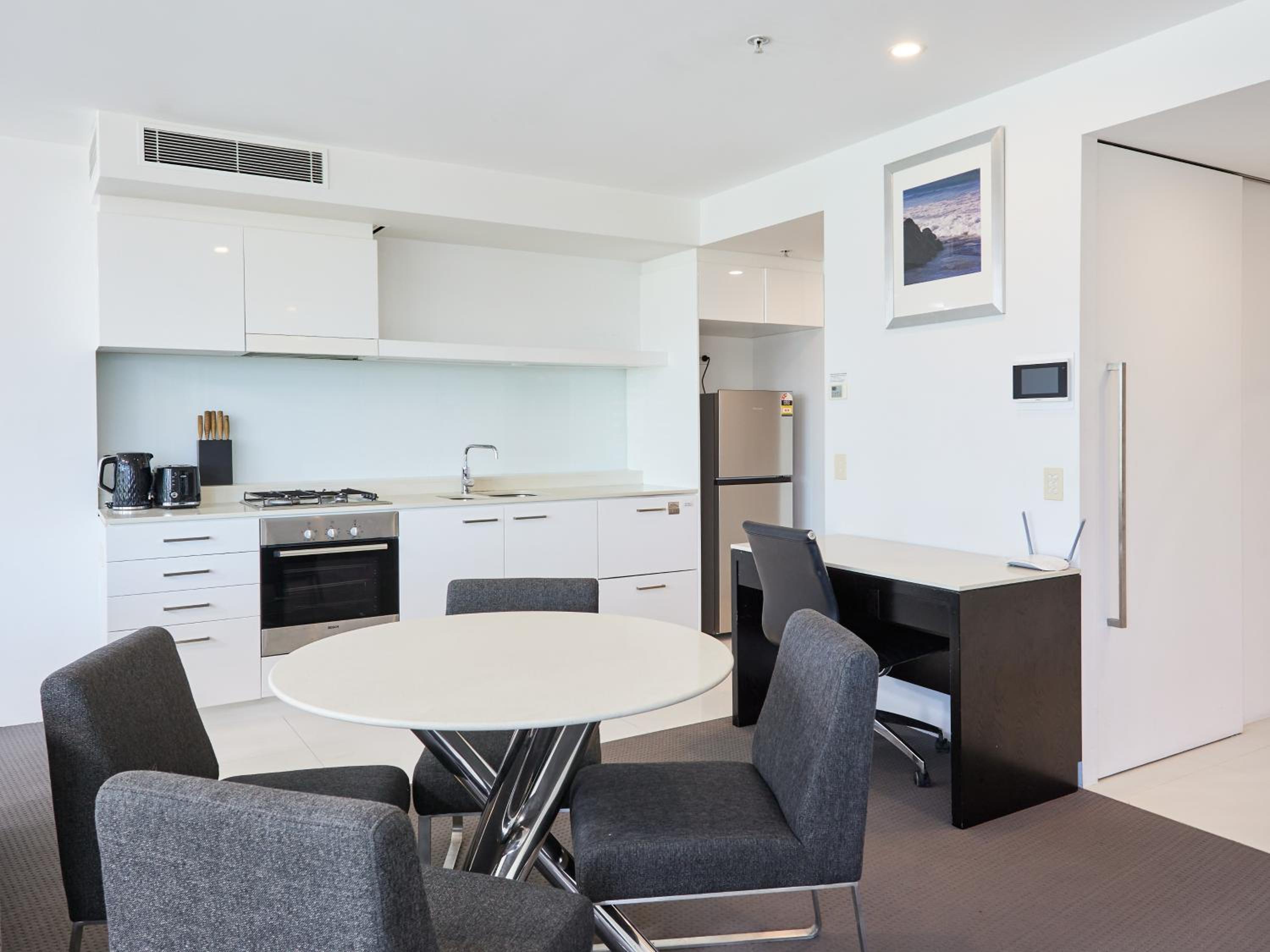 Serain Residences on 9 Hamilton Avenue