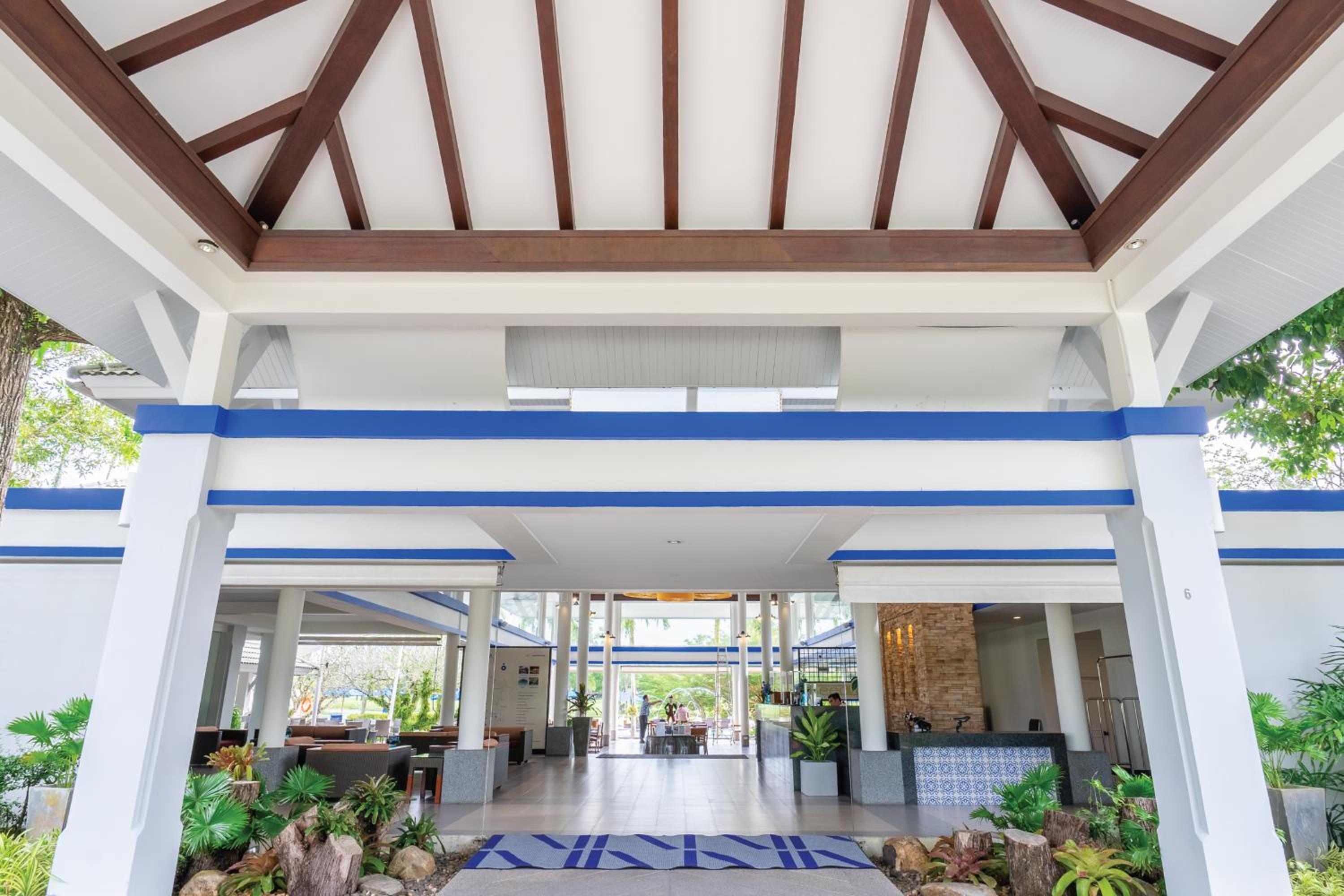 Homm Suites Laguna, part of Banyan Group view 4