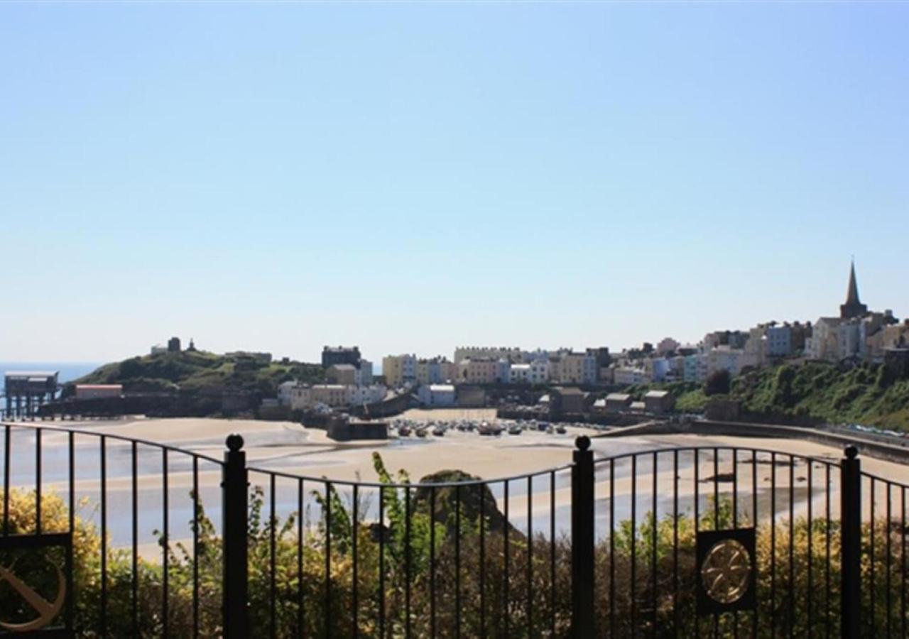 Photo 6