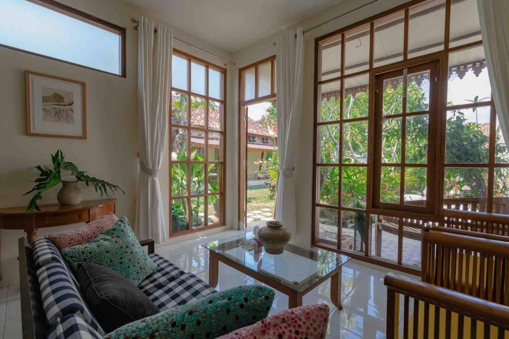 Veranda Java - Traditional & Modern Javanese Villa view 5