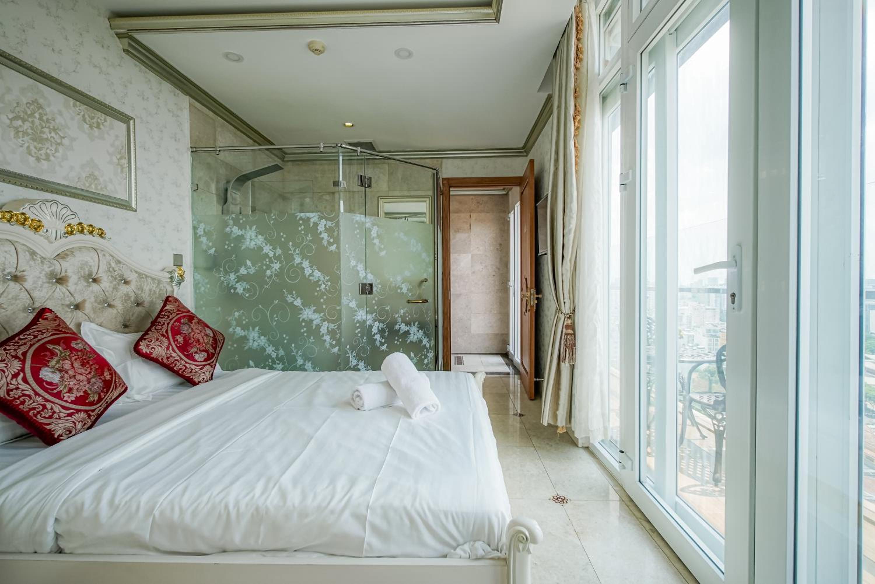 Ben Thanh - Luxury Serviced Apartments