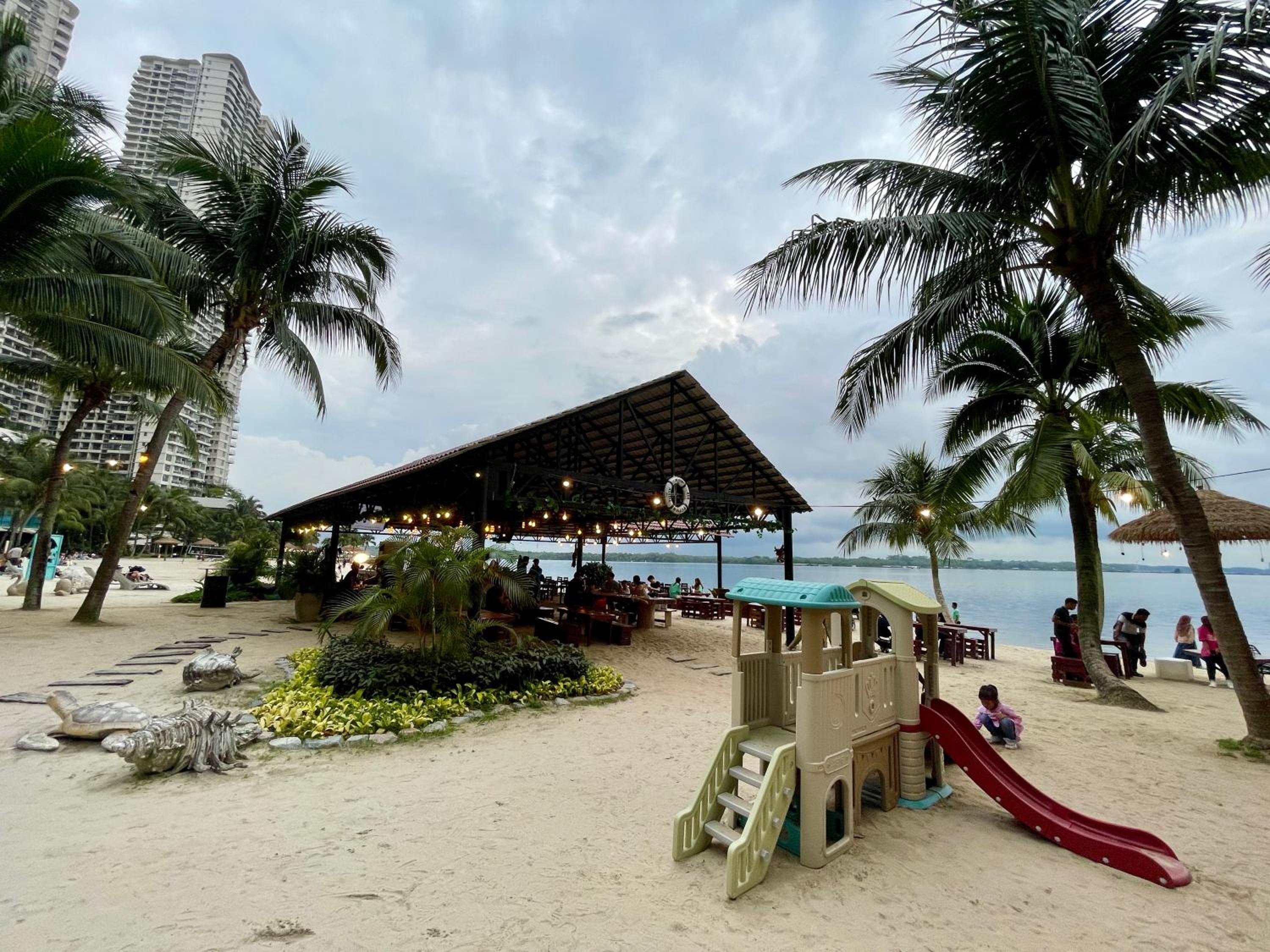 Danga Bay - 2BR Timber Lounge - Dryer