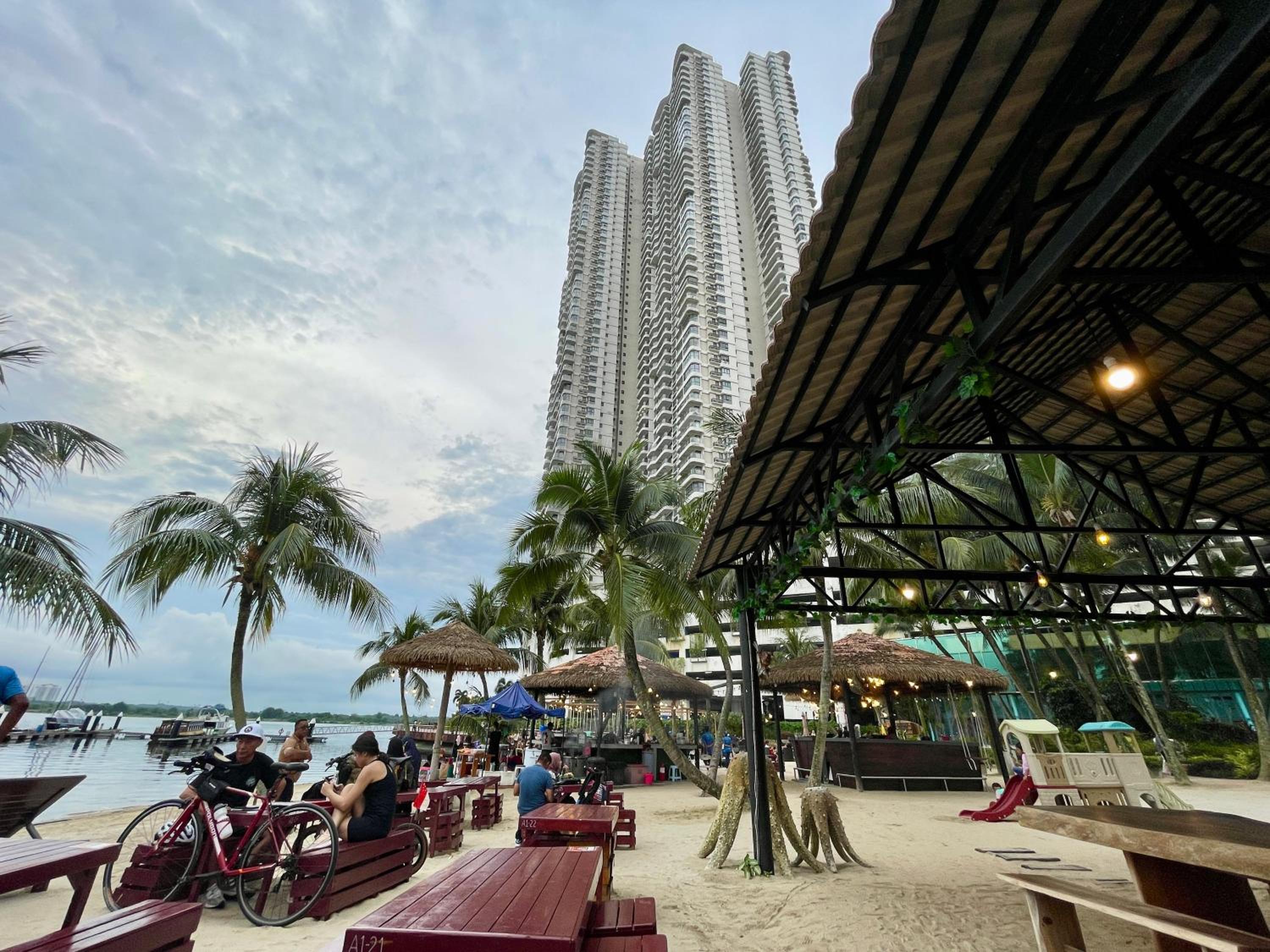 Danga Bay - 2BR Timber Lounge - Dryer