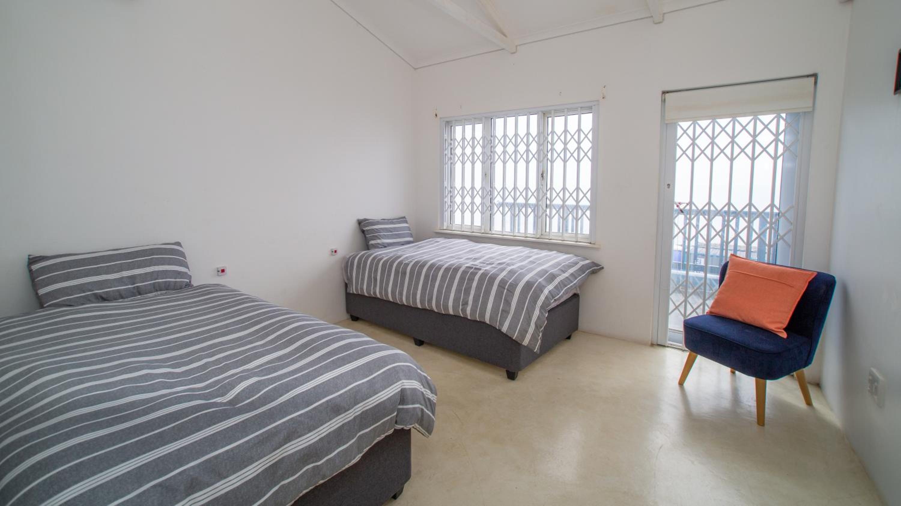 Umdloti Family Beach House - Pet Friendly Duplex view 3