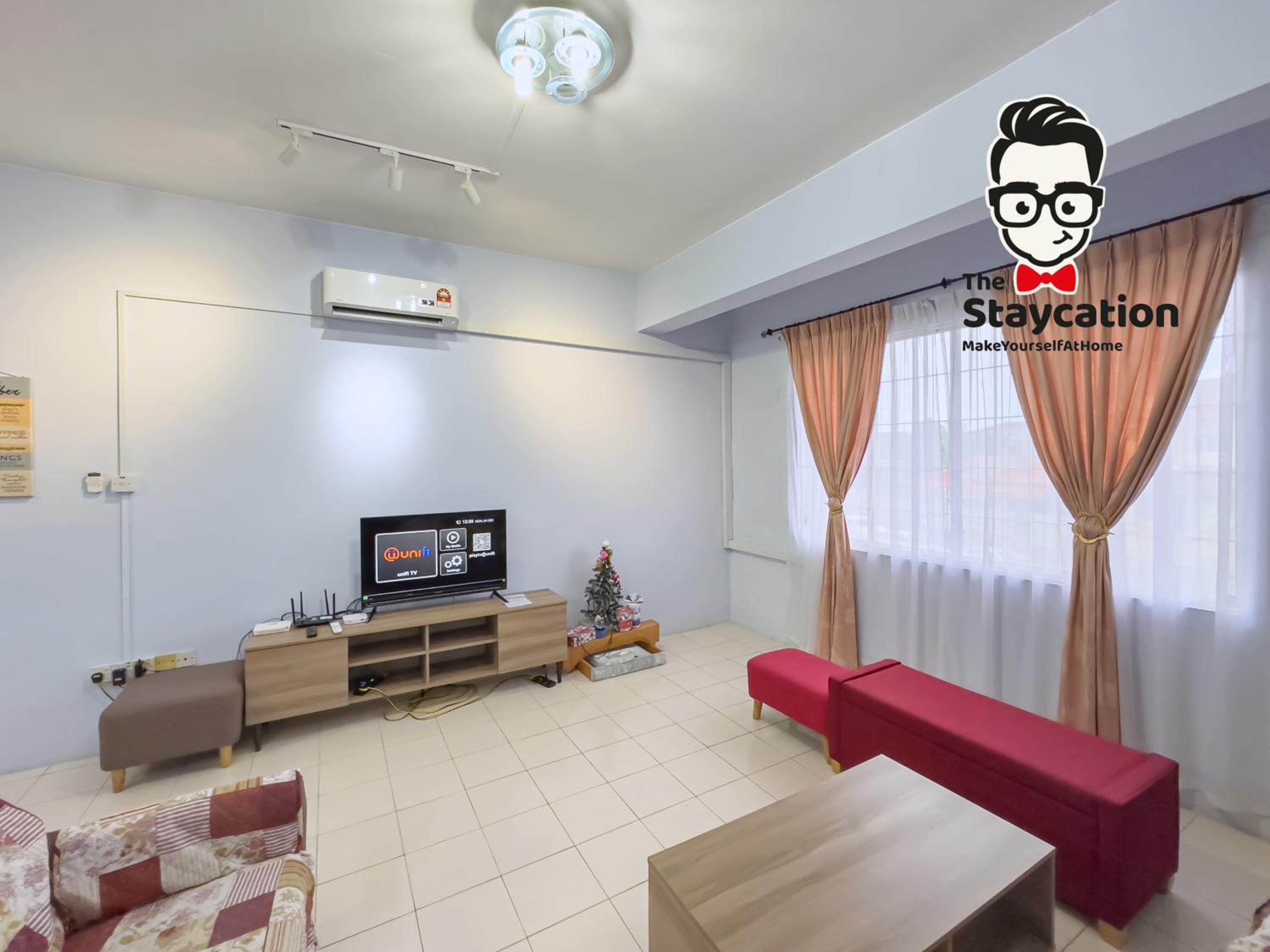 Staycation Homestay 33 Floridale Condominium near viva city photo 4