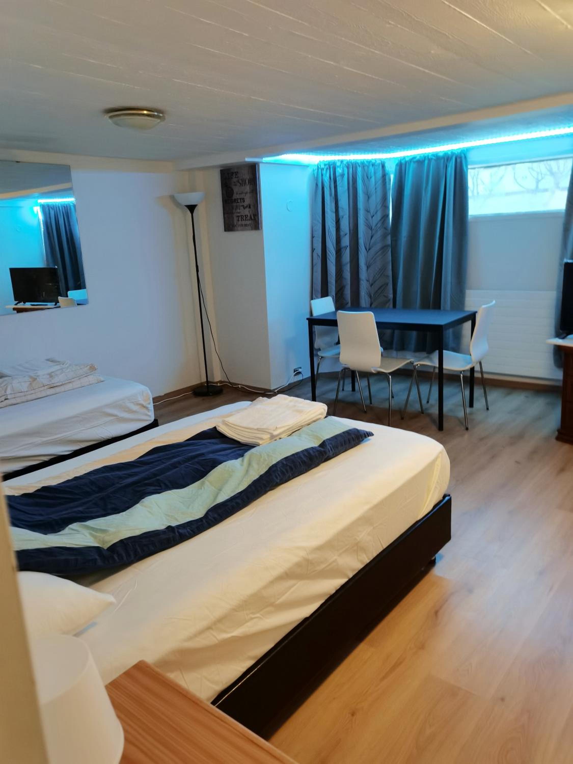 Hotel Keflavik Cozy Apartment - Image 1