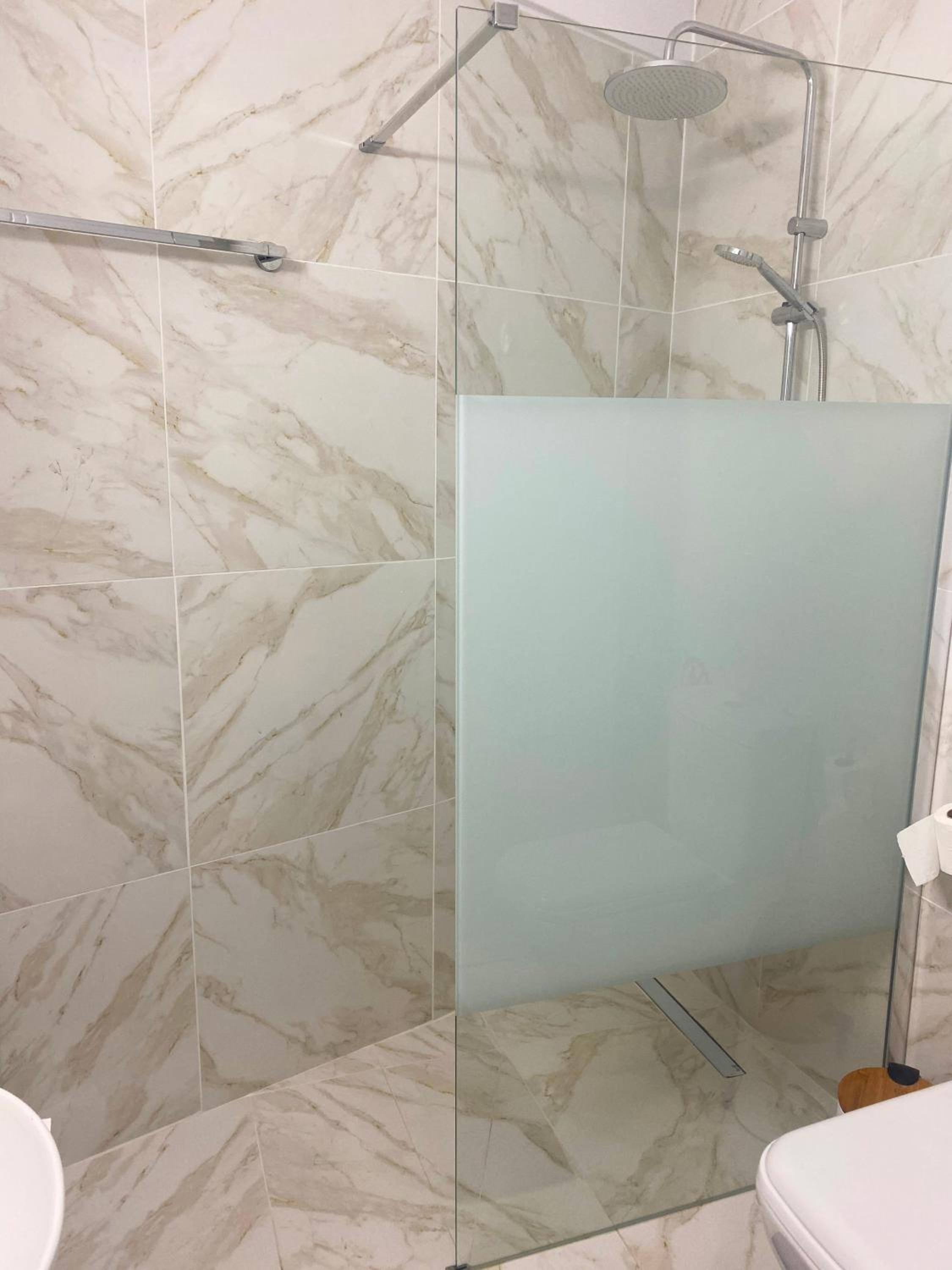 Luxury City Retreat- 2-Bedroom, 2-Bath Apartment