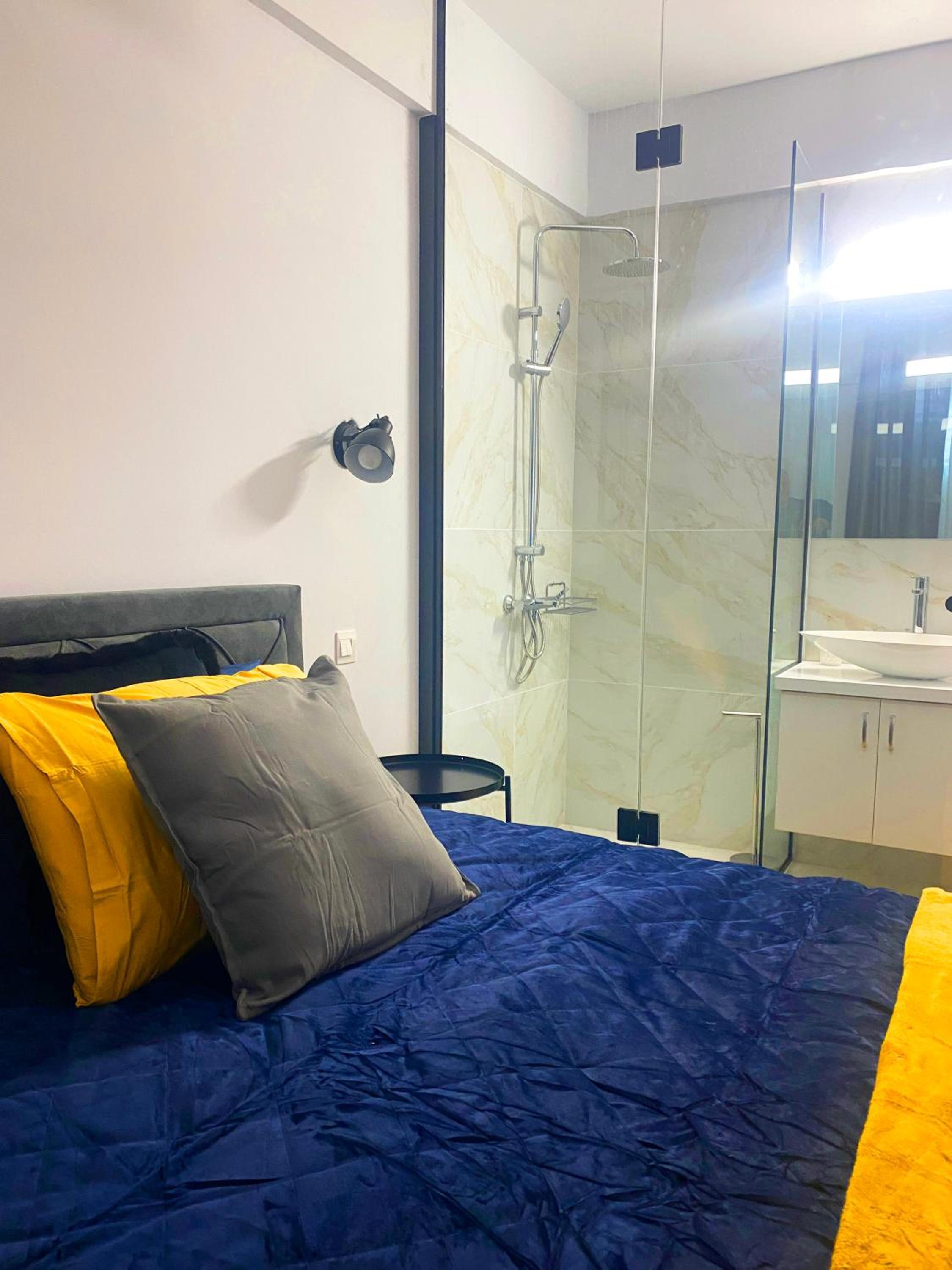 Luxury City Retreat- 2-Bedroom, 2-Bath Apartment