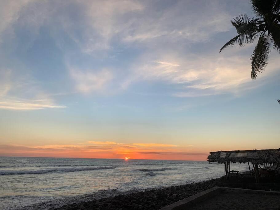 Casa GaNiMo - propiedad privada, frente al mar