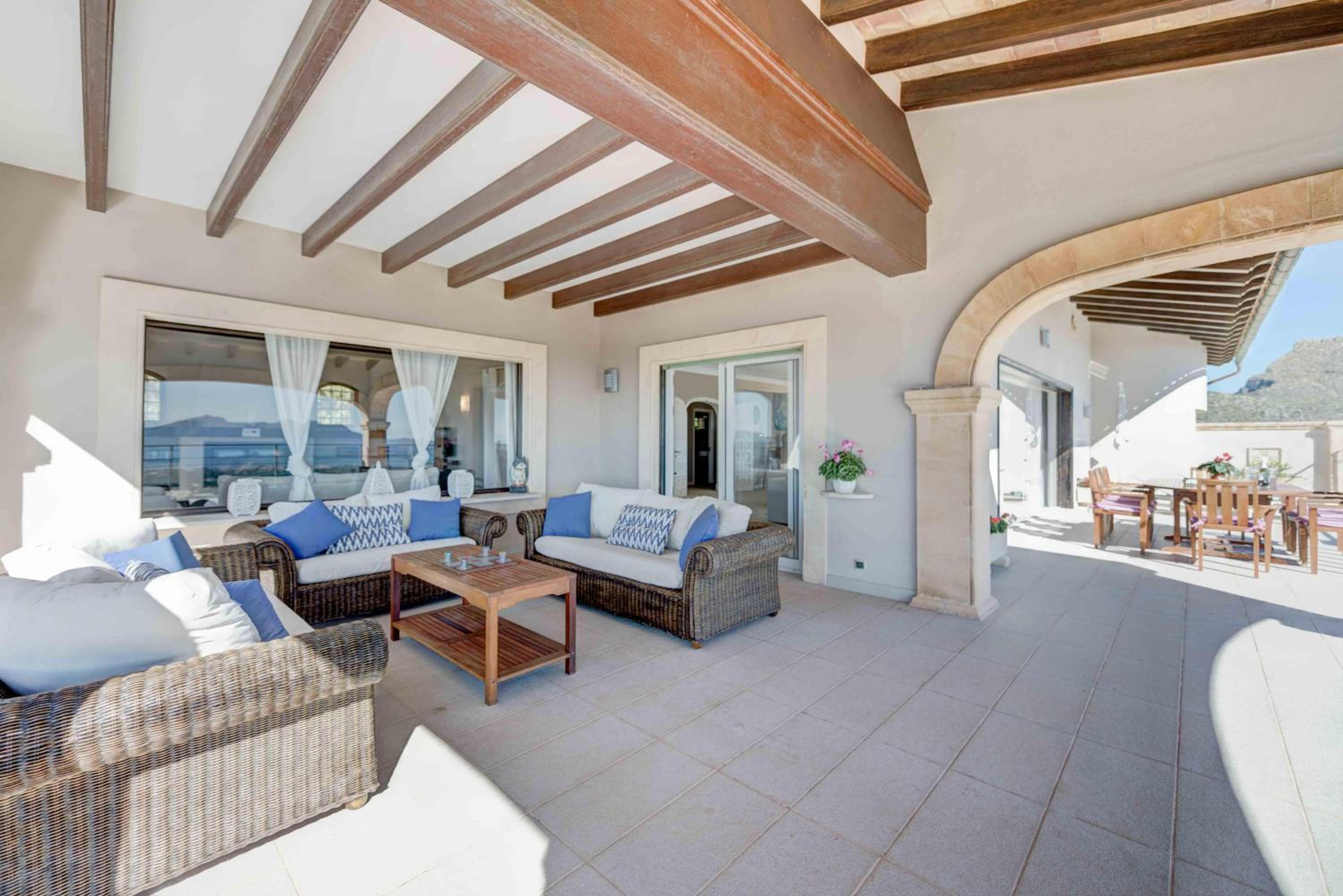 Exclusiva villa en Pollensa con vistas al mar