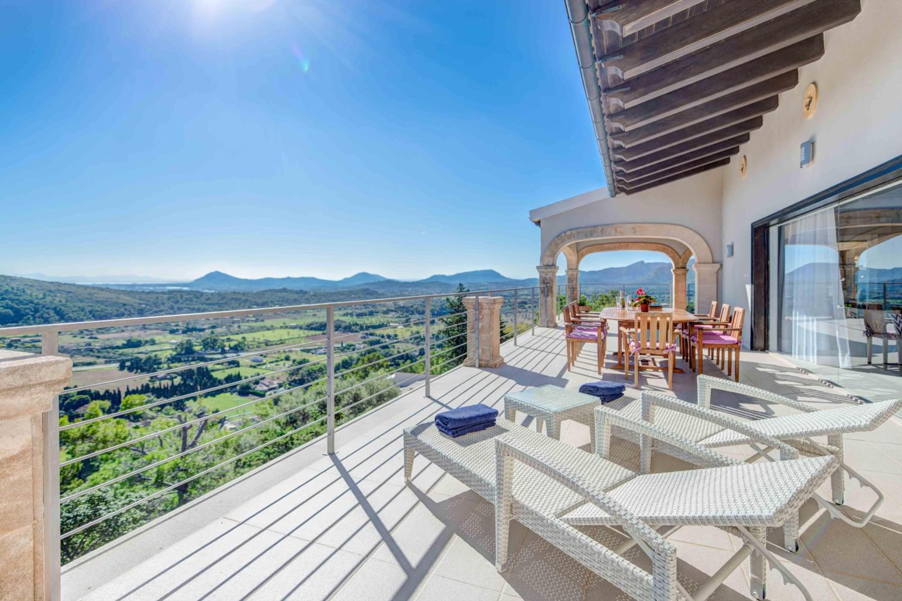 Exclusiva villa en Pollensa con vistas al mar