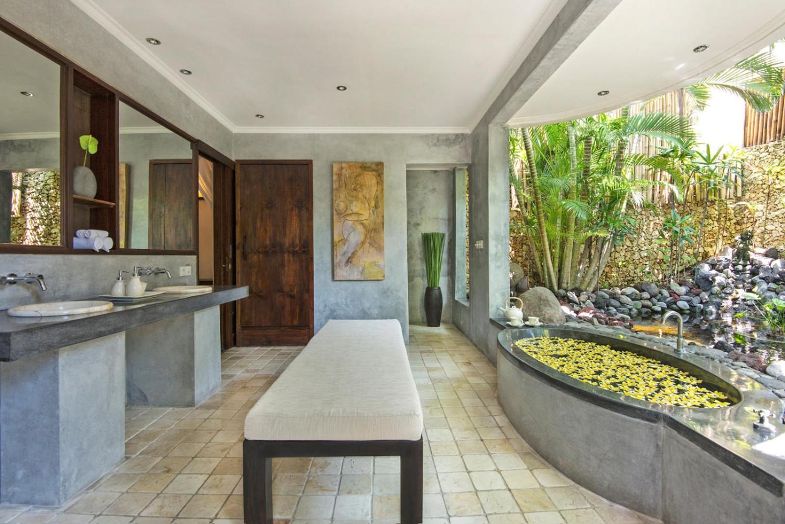 Villa Kubu Seminyak