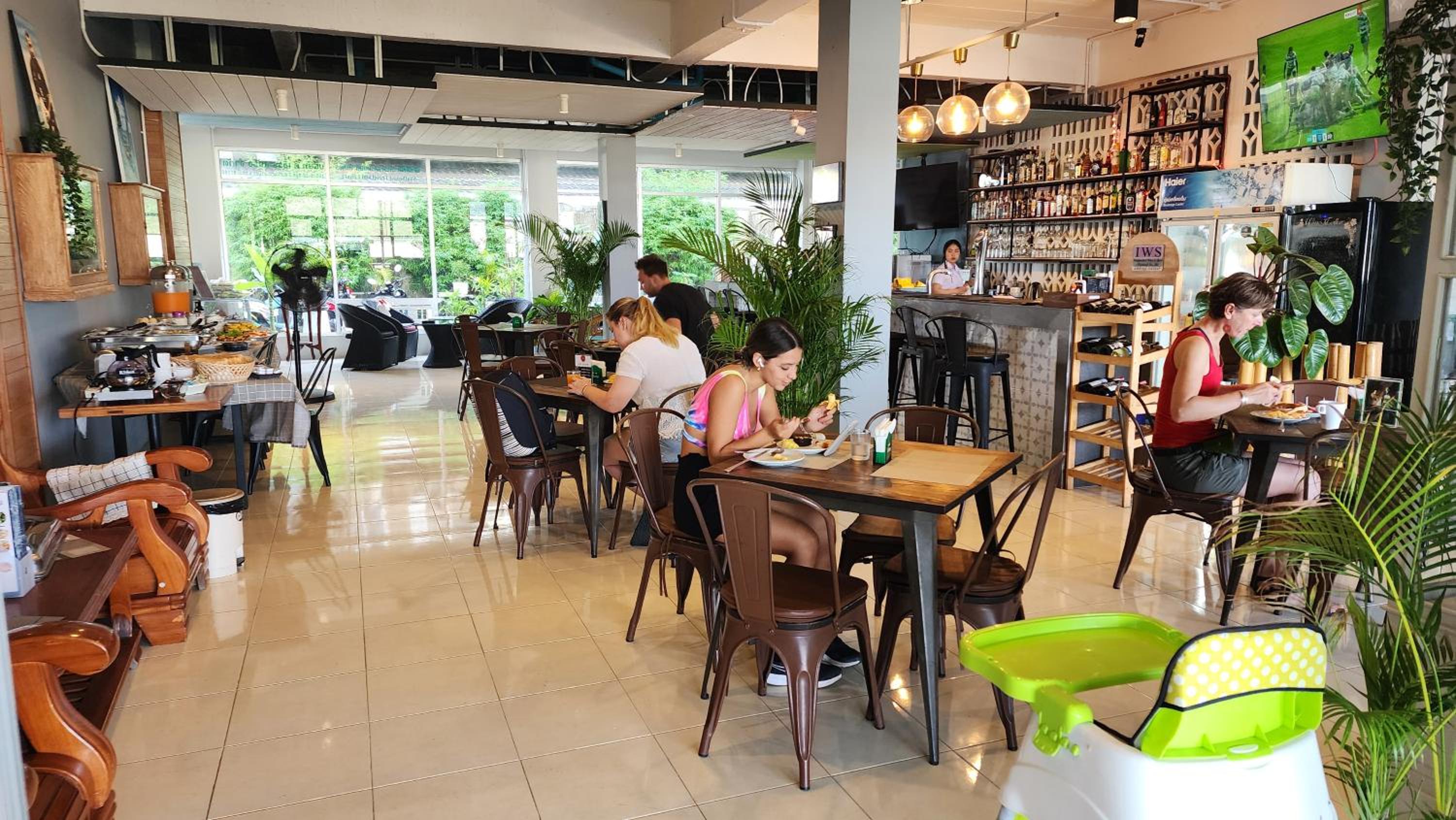 dining