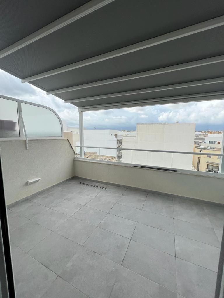 Penthouse with Terrace view 2