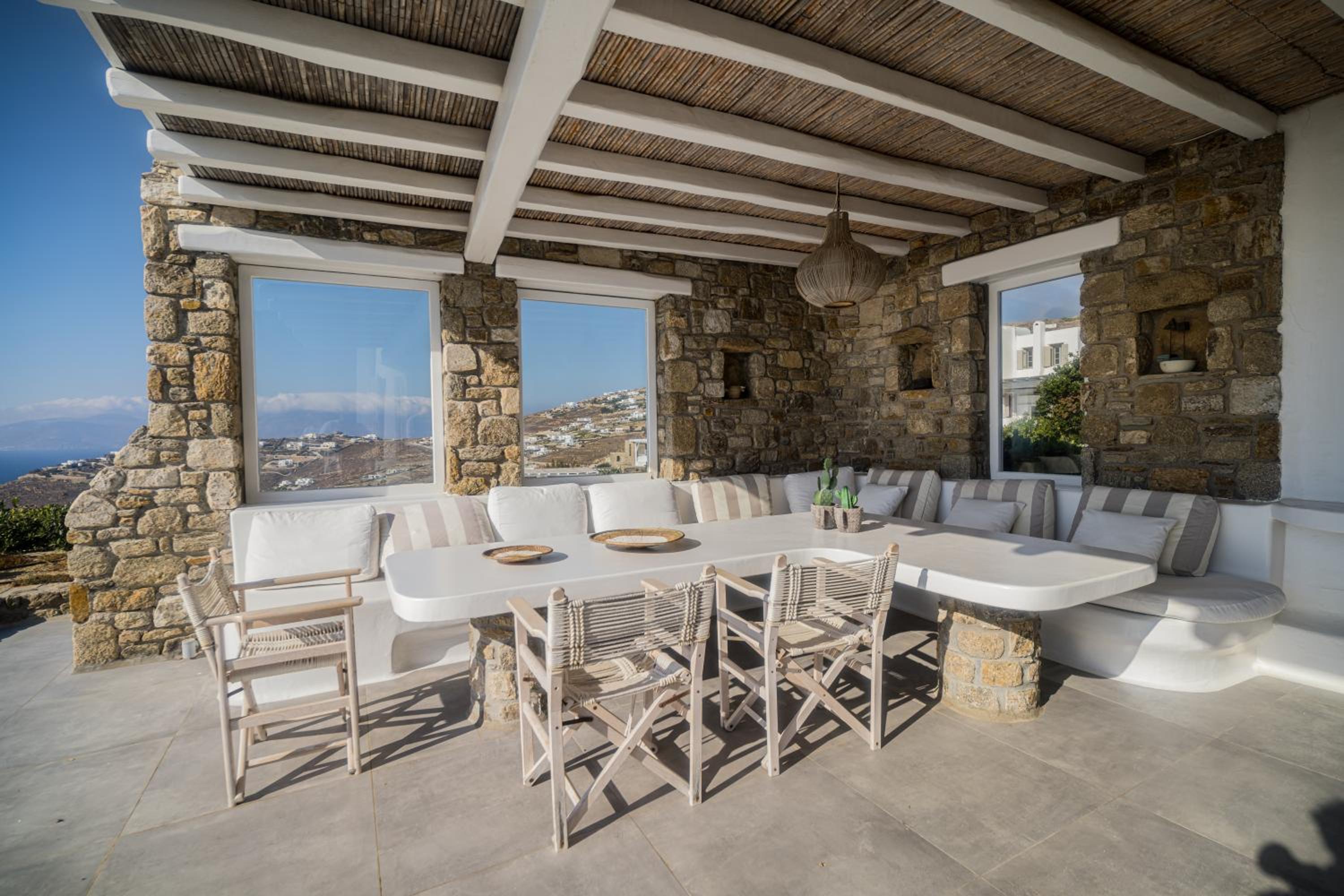 White Rock Suites & Villas