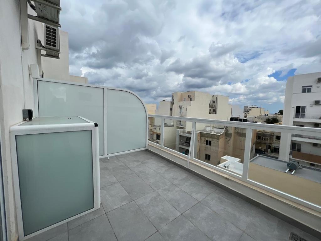 Penthouse with Terrace view 5