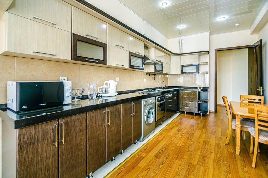 Baku Apartment K50