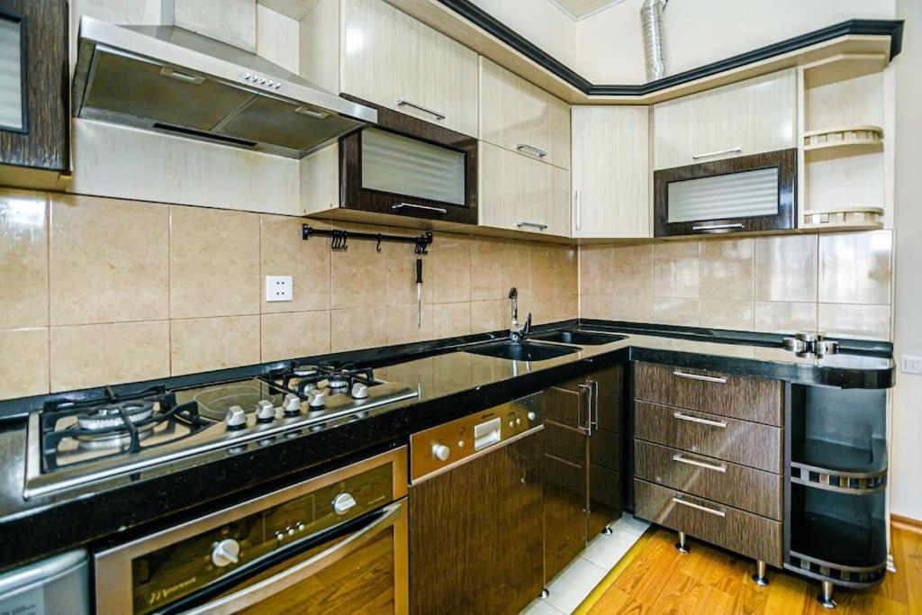 Baku Apartment K50