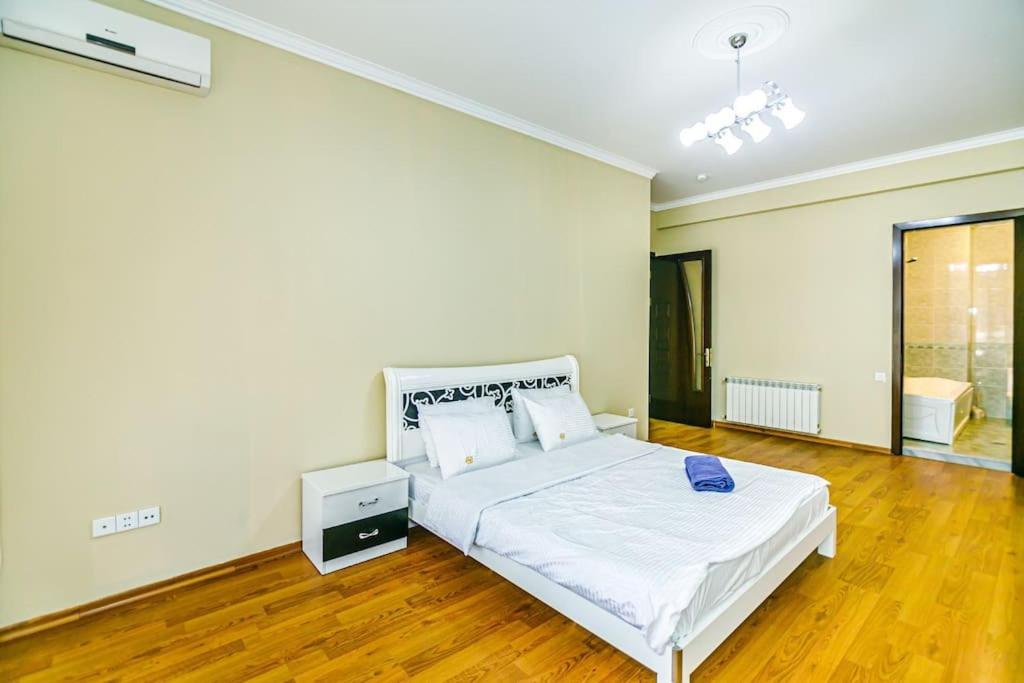 Baku Apartment K50