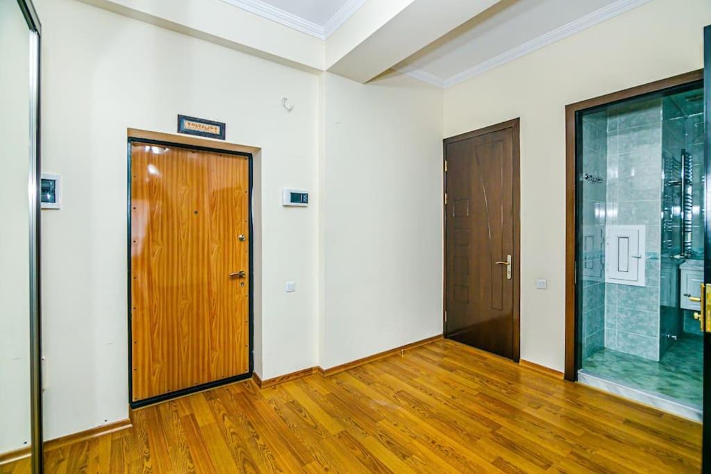 Baku Apartment K50