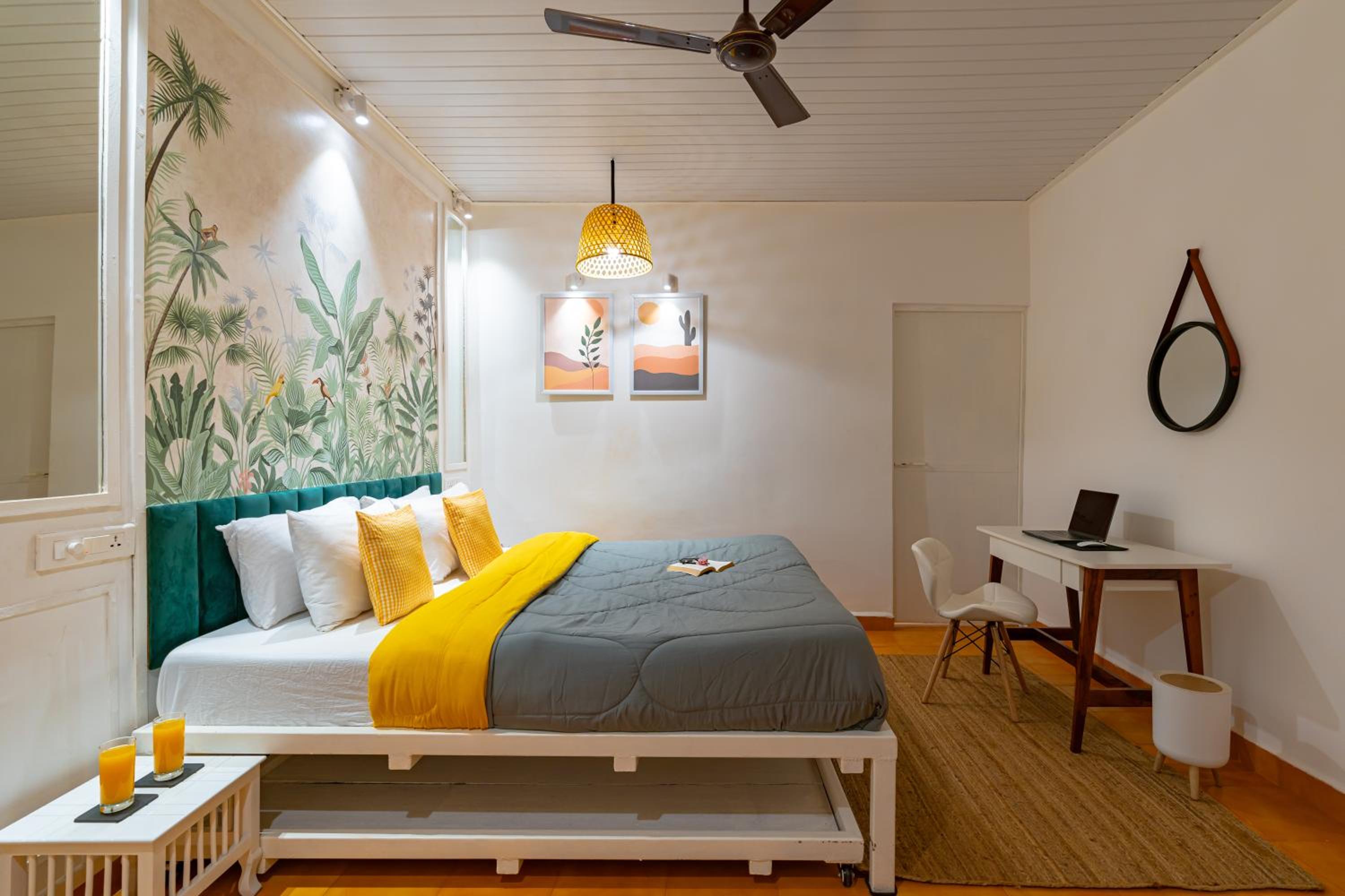 Whoopers Party Hostel, Palolem