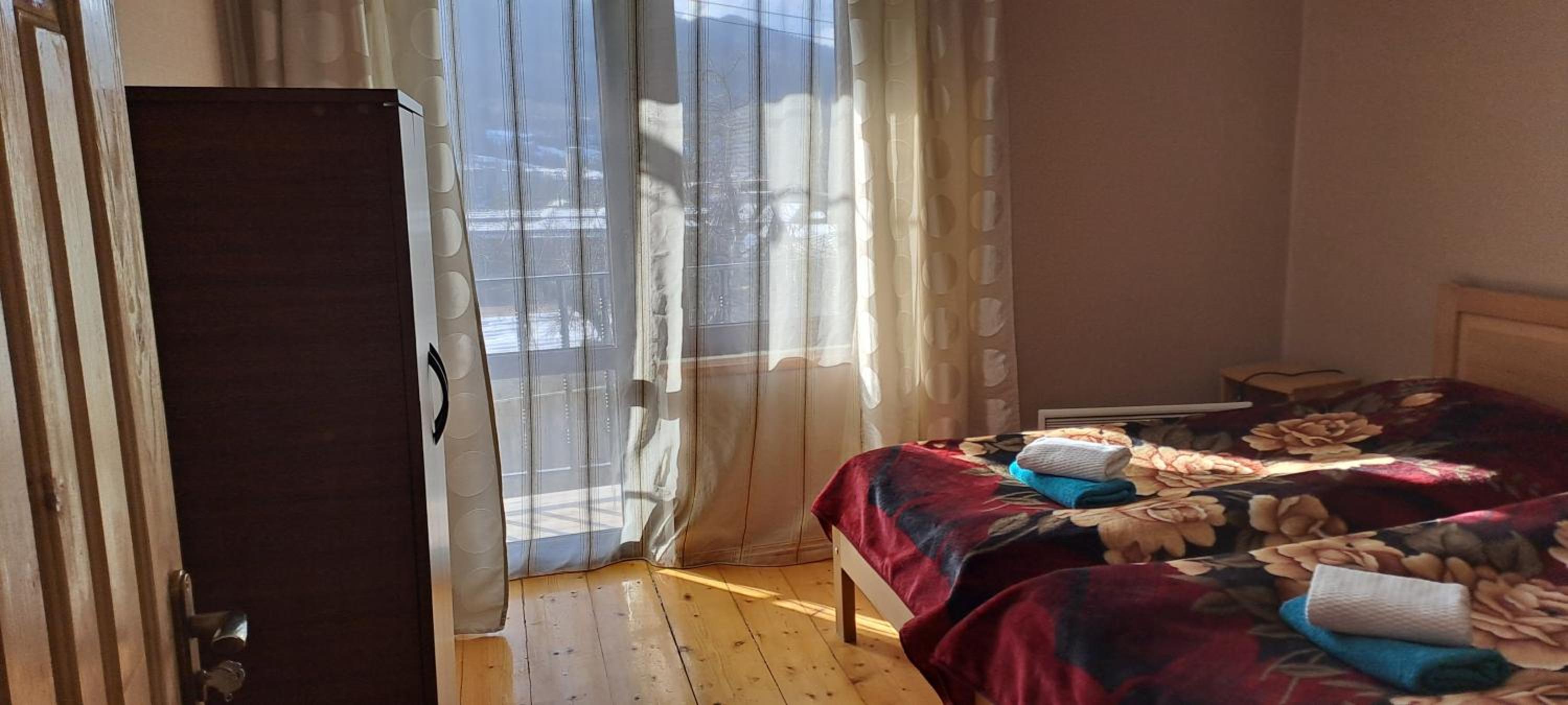 Photo 44