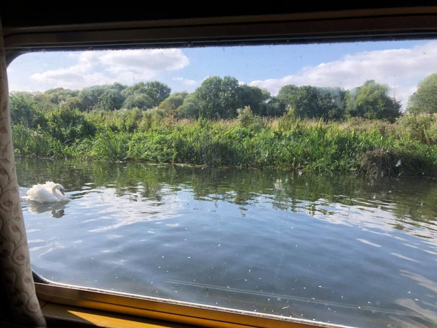 Cambridge Narrowboats - Beautiful Narrowboat Glyndwr